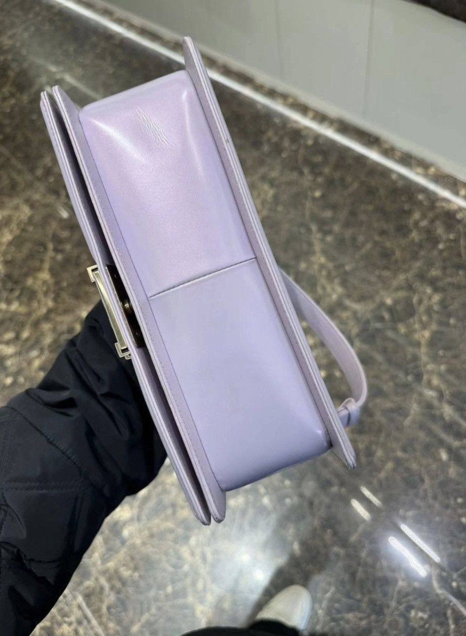 Chanel Chanel Boy Patent Leather handbag in lilac/ light purple Size ONE SIZE - 10 Thumbnail