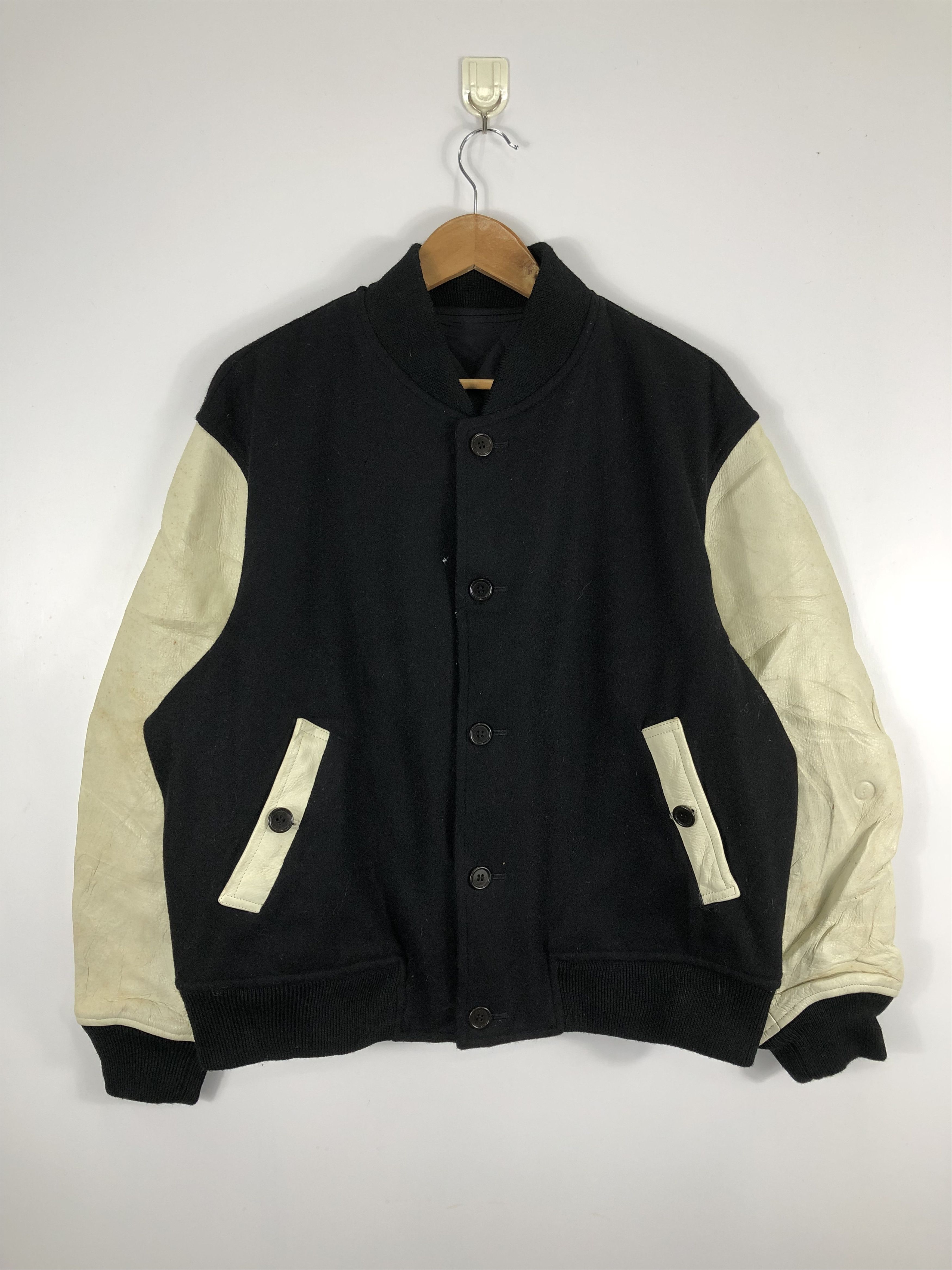 Japanese Brand Vintage 90s Japanese Brand Varsity Leather Sleeve V0245 Size US M / EU 48-50 / 2 - 1 Thumbnail