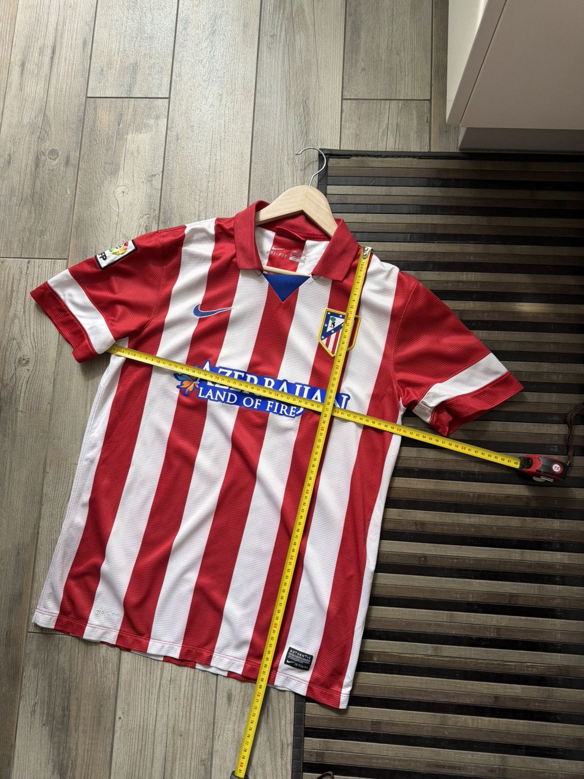 Nike Nike Atletico Madrid 2013 2014 Home Jersey Size US M / EU 48-50 / 2 - 12 Thumbnail