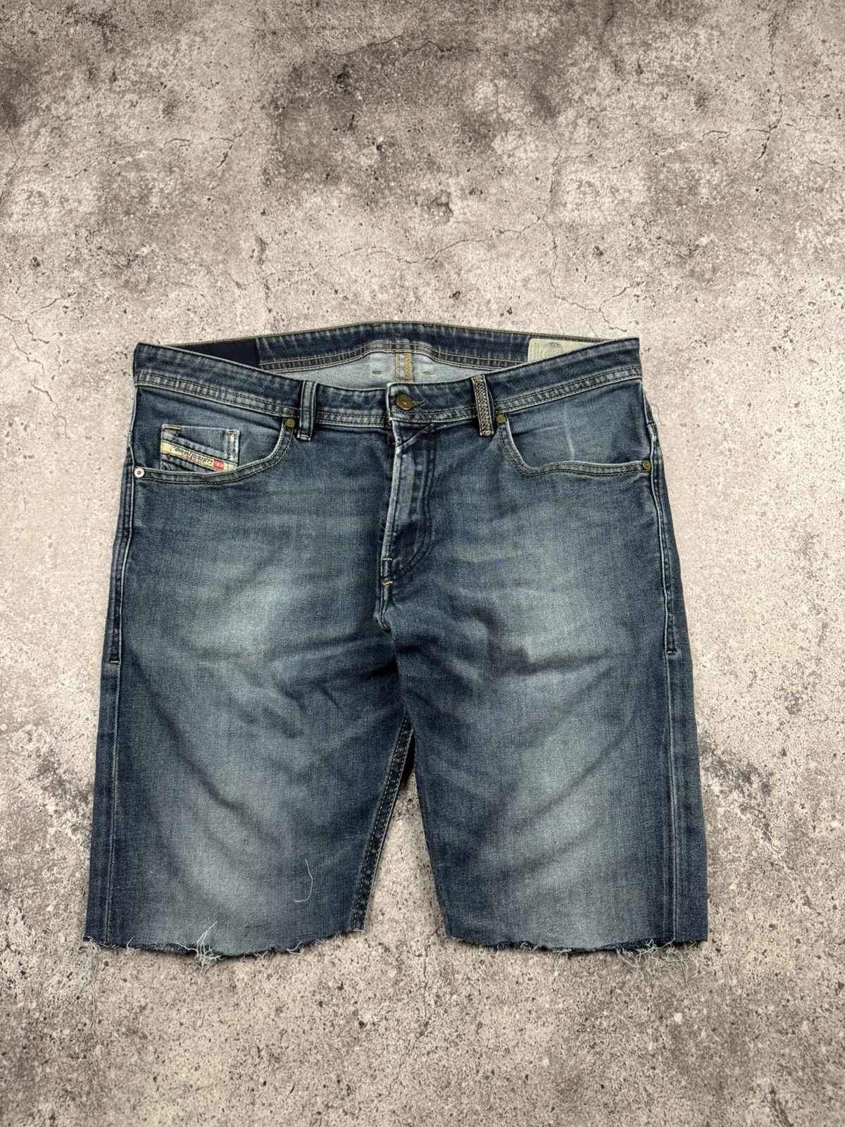 Diesel VINTAGE DIESEL DENIM DISTRESSED SHORTS JAPAN STREETWEAR Y2K Size US 36 / EU 52 - 4 Thumbnail