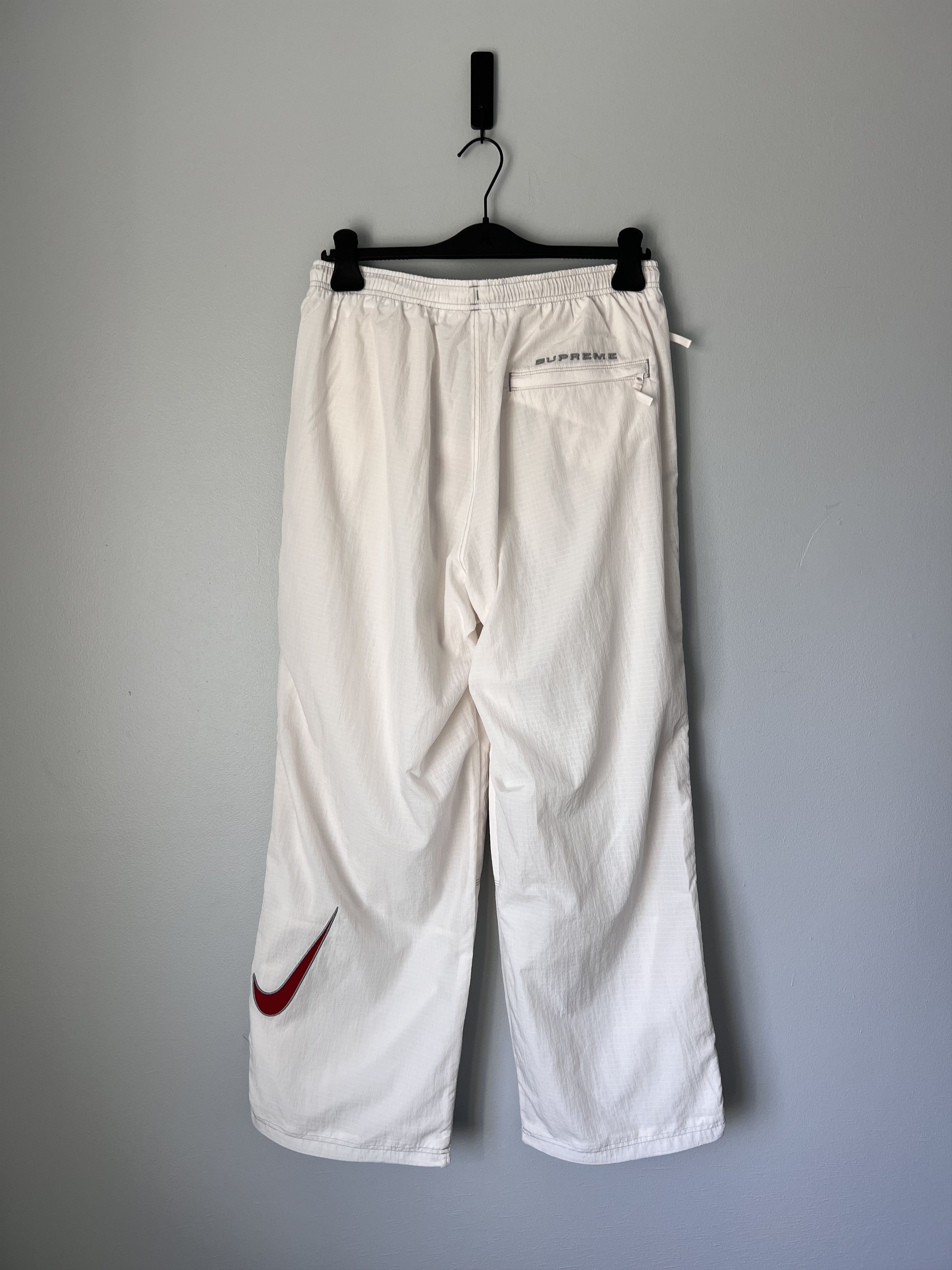 Nike × Supreme Supreme Nike Track Pants in White Size US 34 / EU 50 - 4 Thumbnail