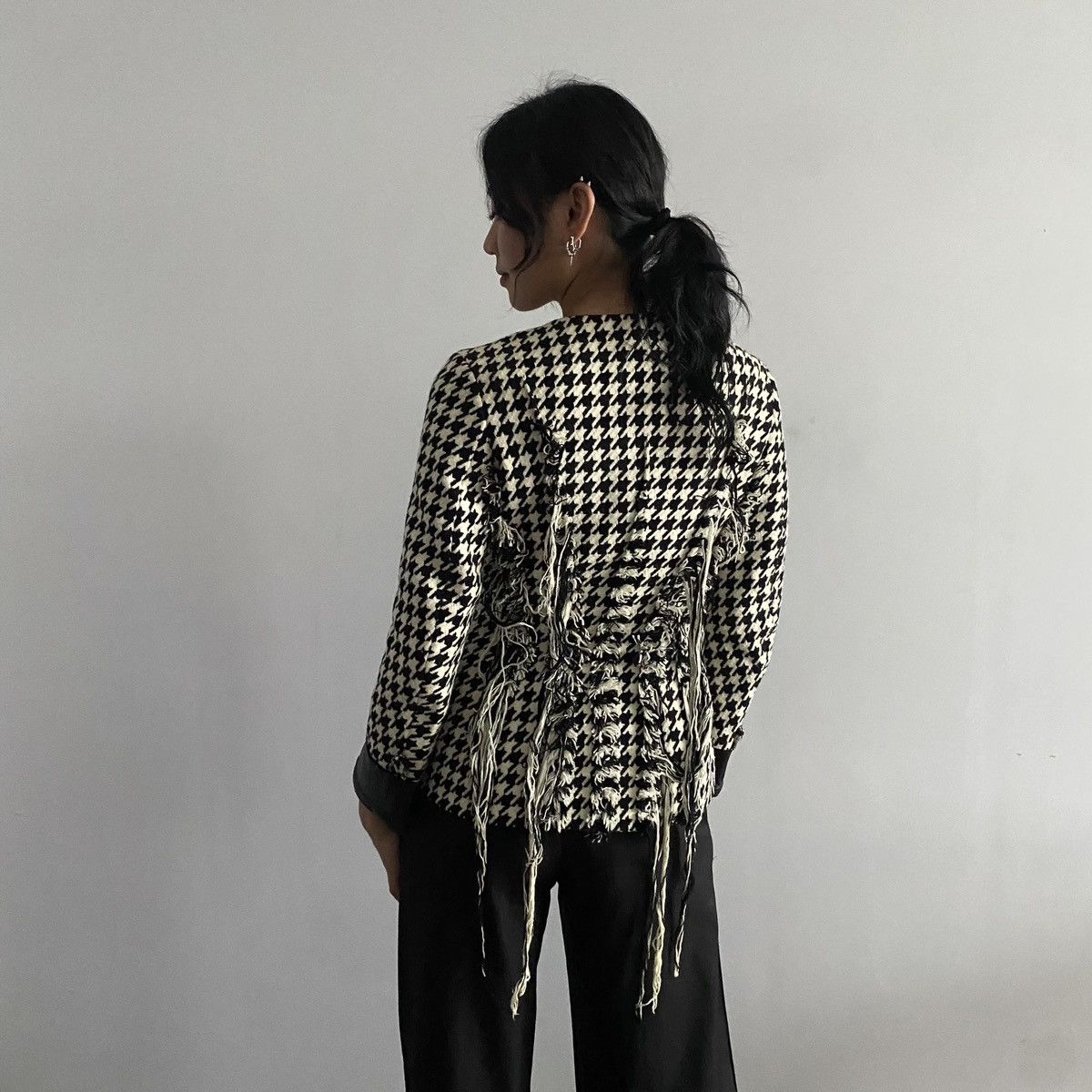 Yohji Yamamoto FW2003 Yohji Yamamoto houndstooth fringe blazer Size S / US 4 / IT 40 - 7 Thumbnail