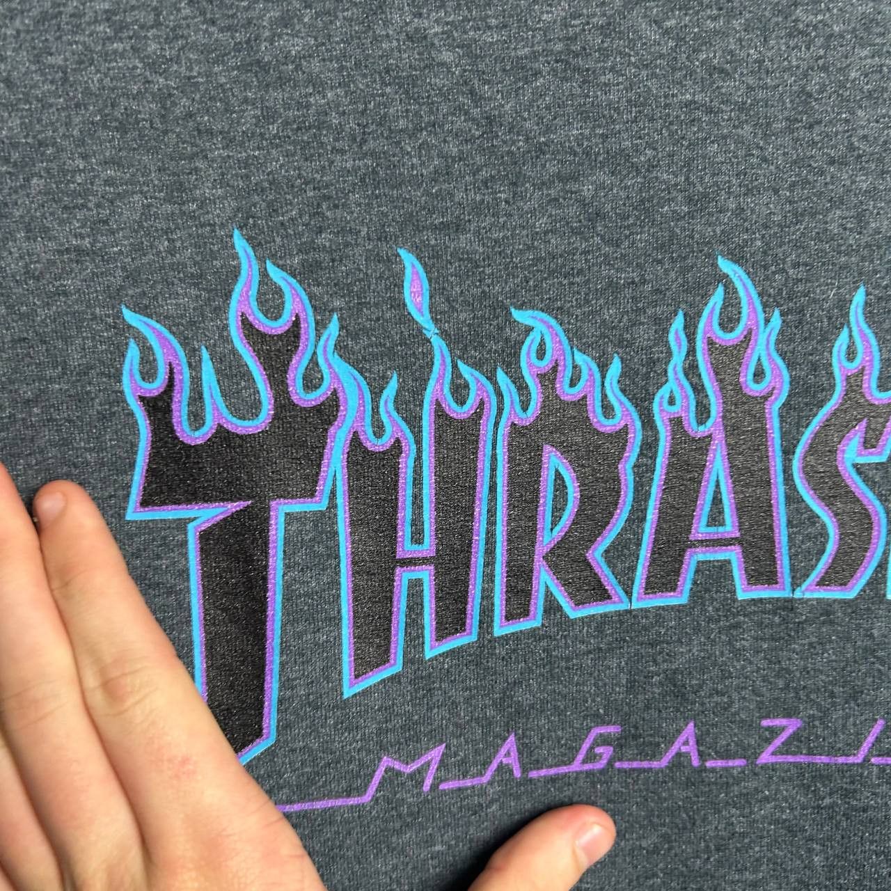 Thrasher Mens Thrasher Big logo skate streetwear tee size S Size US S / EU 44-46 / 1 - 3 Thumbnail