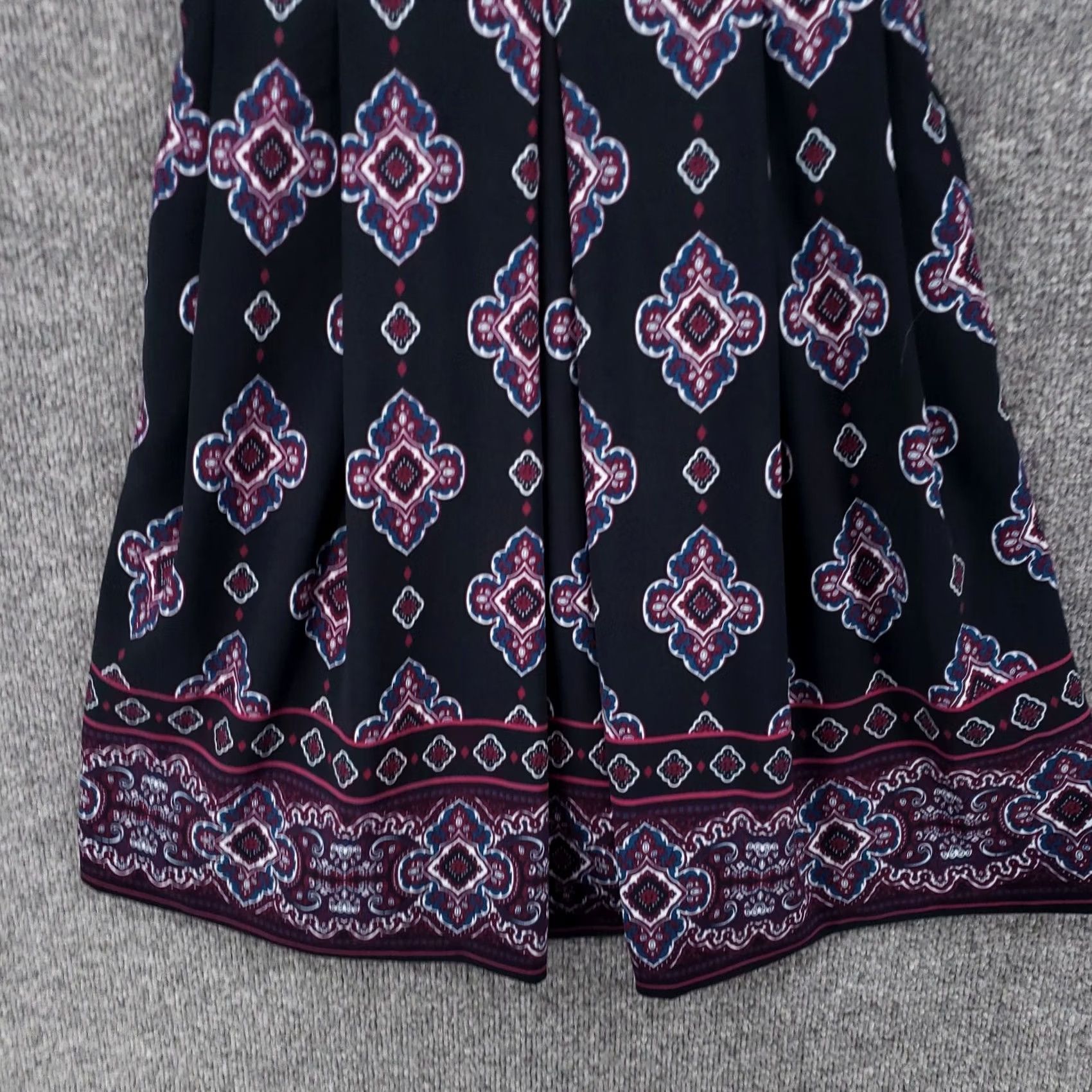 Banana Republic Banana Republic Dress Womens 2 Blue Floral Mini V Neck Sleeveless Pockets Size XS / US 0-2 / IT 36-38 - 4 Thumbnail