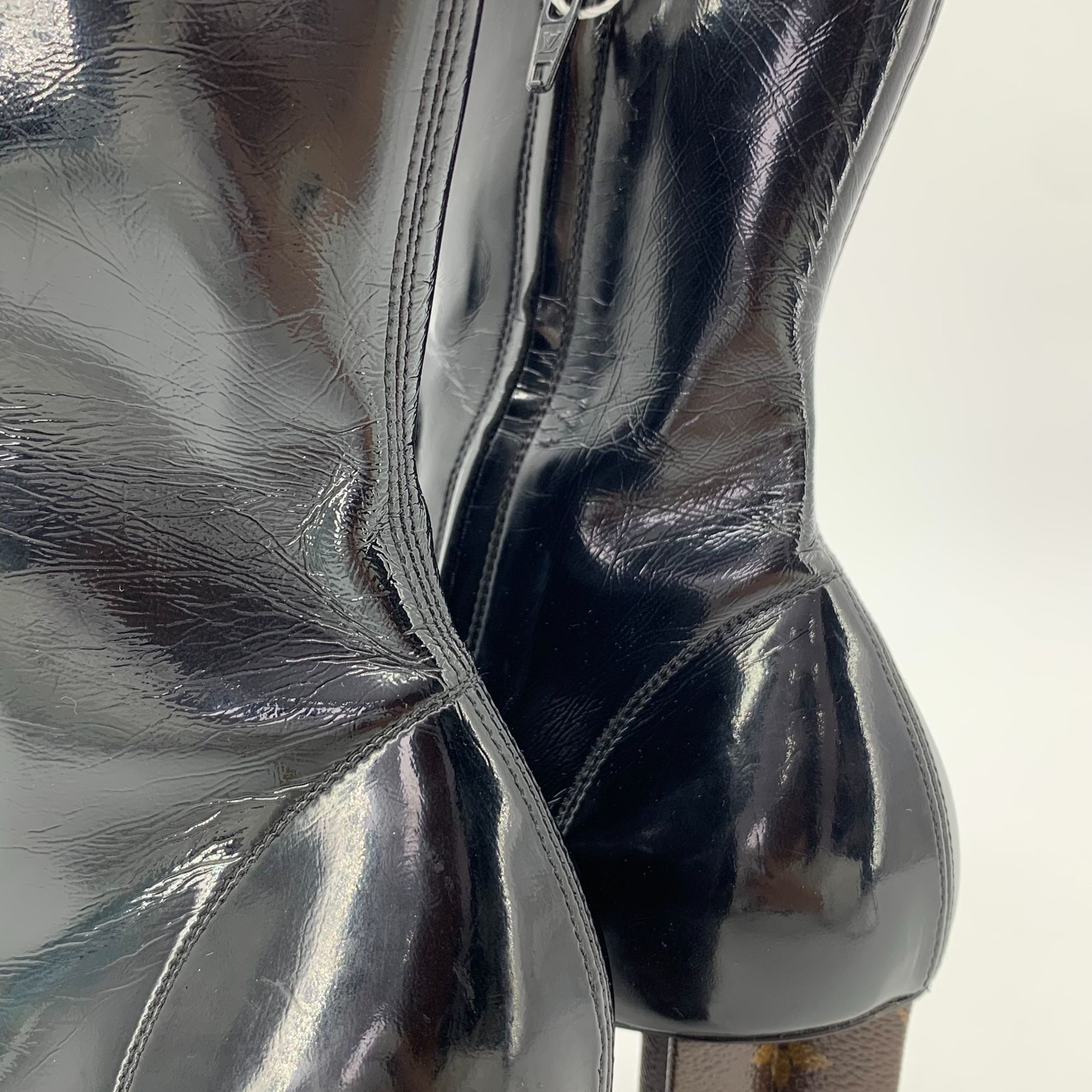 Louis Vuitton Louis Vuitton Black Patent Leather High Heel Ankle Boots Siz Size US 9 / IT 39 - 6 Thumbnail