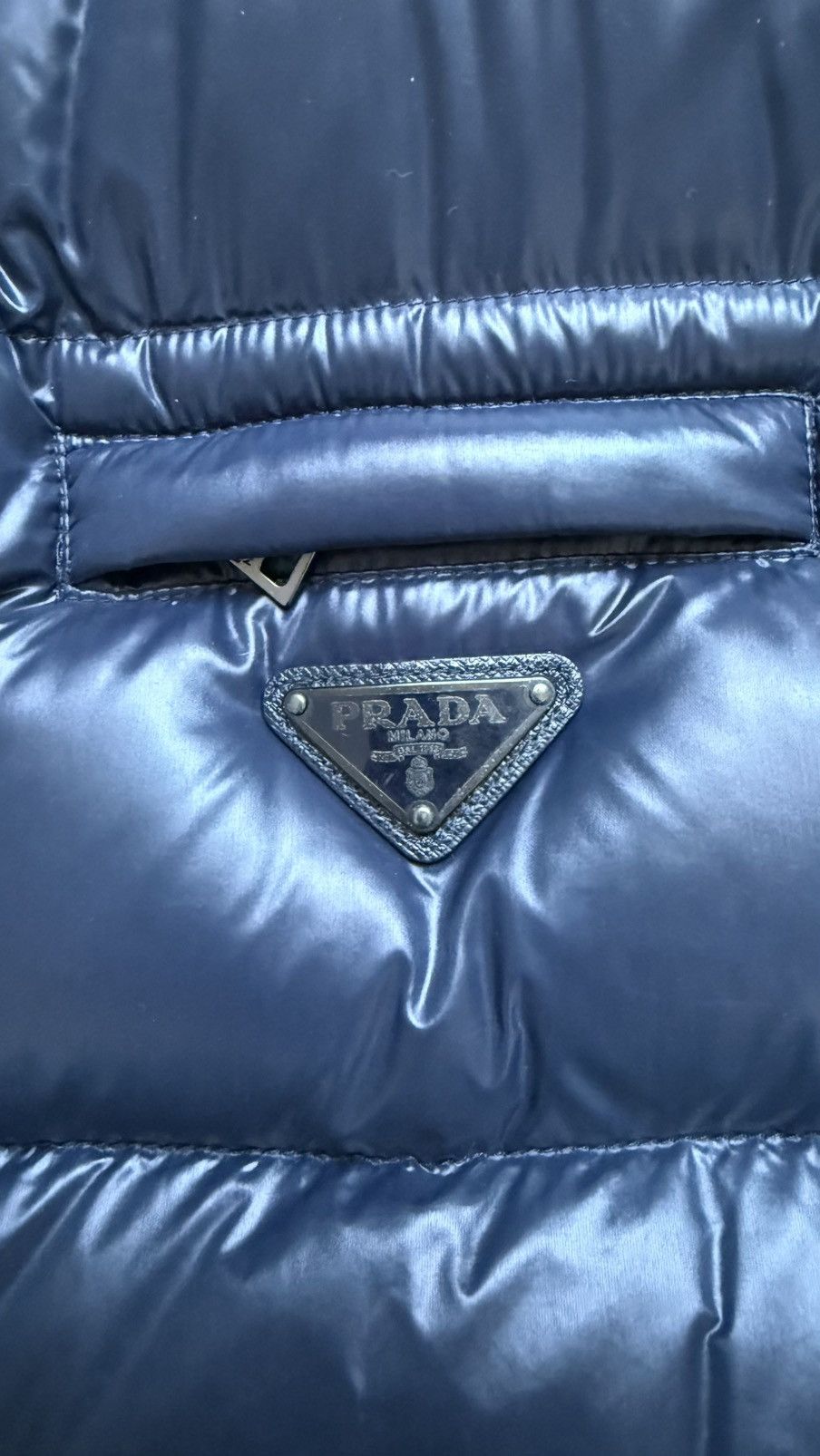Prada Prada triangle logo vest Size US M / EU 48-50 / 2 - 2 Thumbnail