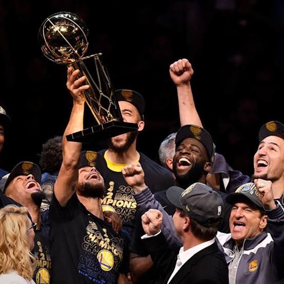 NBA 2018 Final GSW Tribune Tee GSW vs Cavaliers Size US XL / EU 56 / 4 - 12 Thumbnail