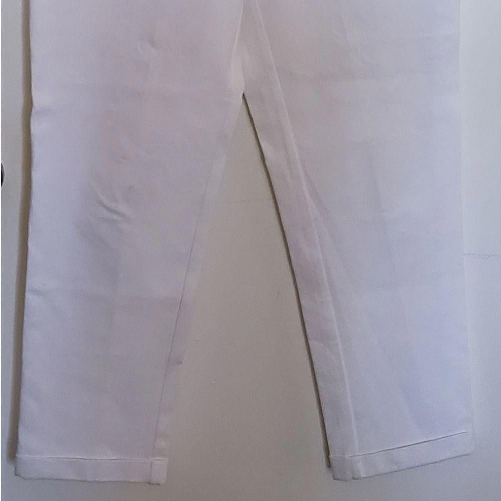 Chicos CT1056a Chico’s White Cuffed Ankle Jeans Size 0 Size 25" / US 0 / IT 36 - 2 Thumbnail