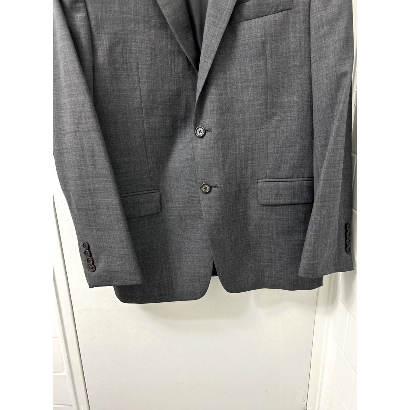 Ralph Lauren Lauren Ralph Lauren Blazer Mens 42R Gray 100% Wool-Laine Two-Button Notch Lapel Regular Fit Flat Front Inner Pockets Single-Breasted Coat Jacket Size 42R - 3 Thumbnail