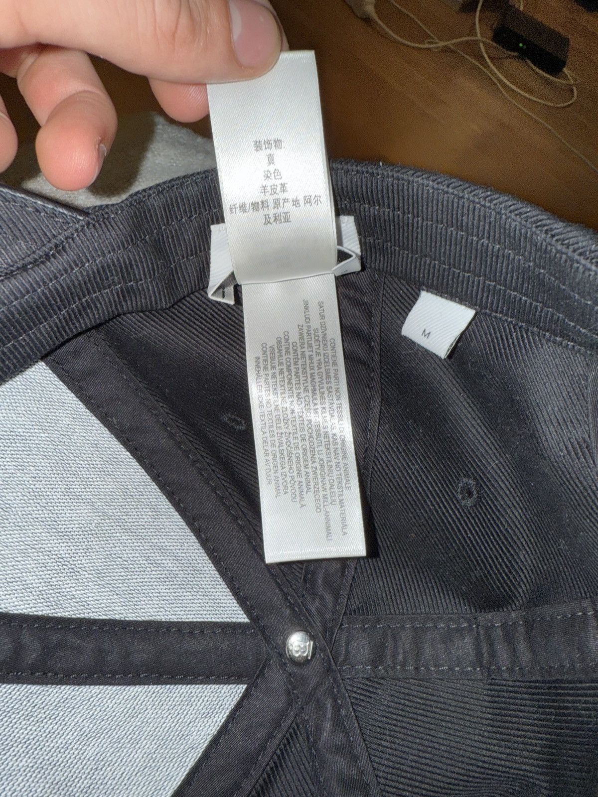 Burberry BURBERRY HAT NEVER WORN Size ONE SIZE - 6 Thumbnail