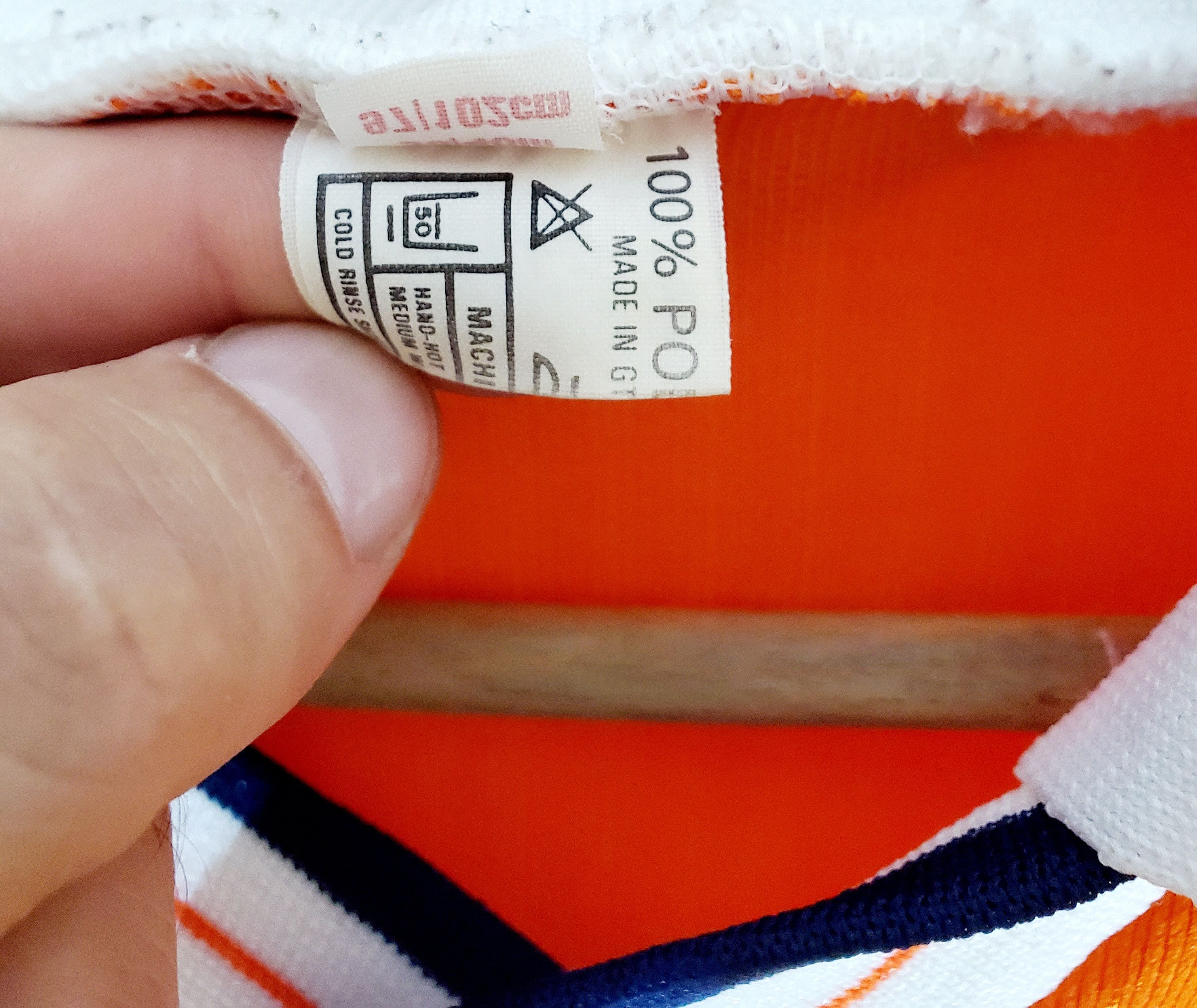 Vintage Vintage 1993/94 Blackpool Home jersey Gary Briggs # 10 L Size US L / EU 52-54 / 3 - 9 Thumbnail