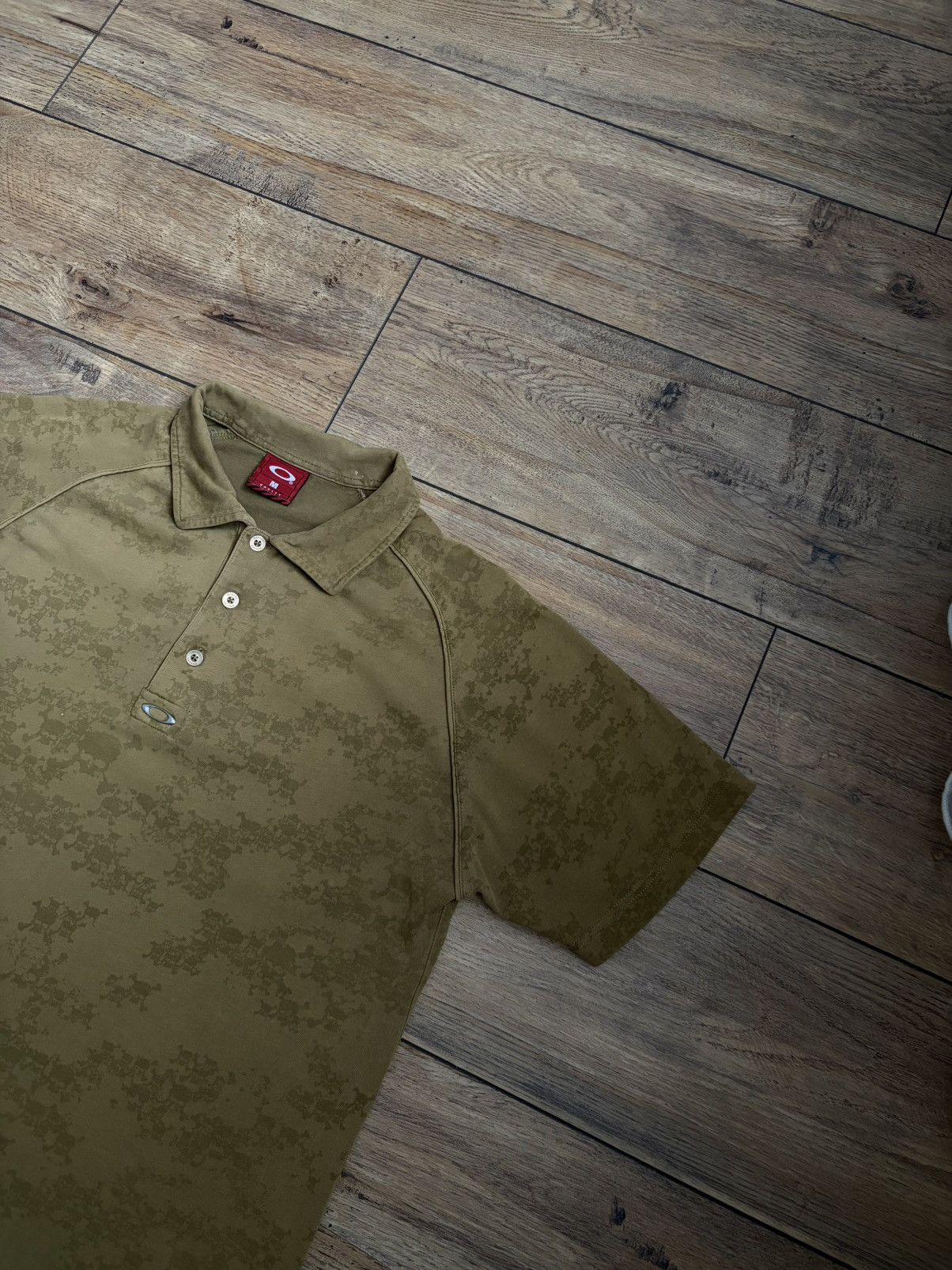 Oakley Oakley Vintage Camo Metal Logo Polo Shirt Size US M / EU 48-50 / 2 - 2 Thumbnail