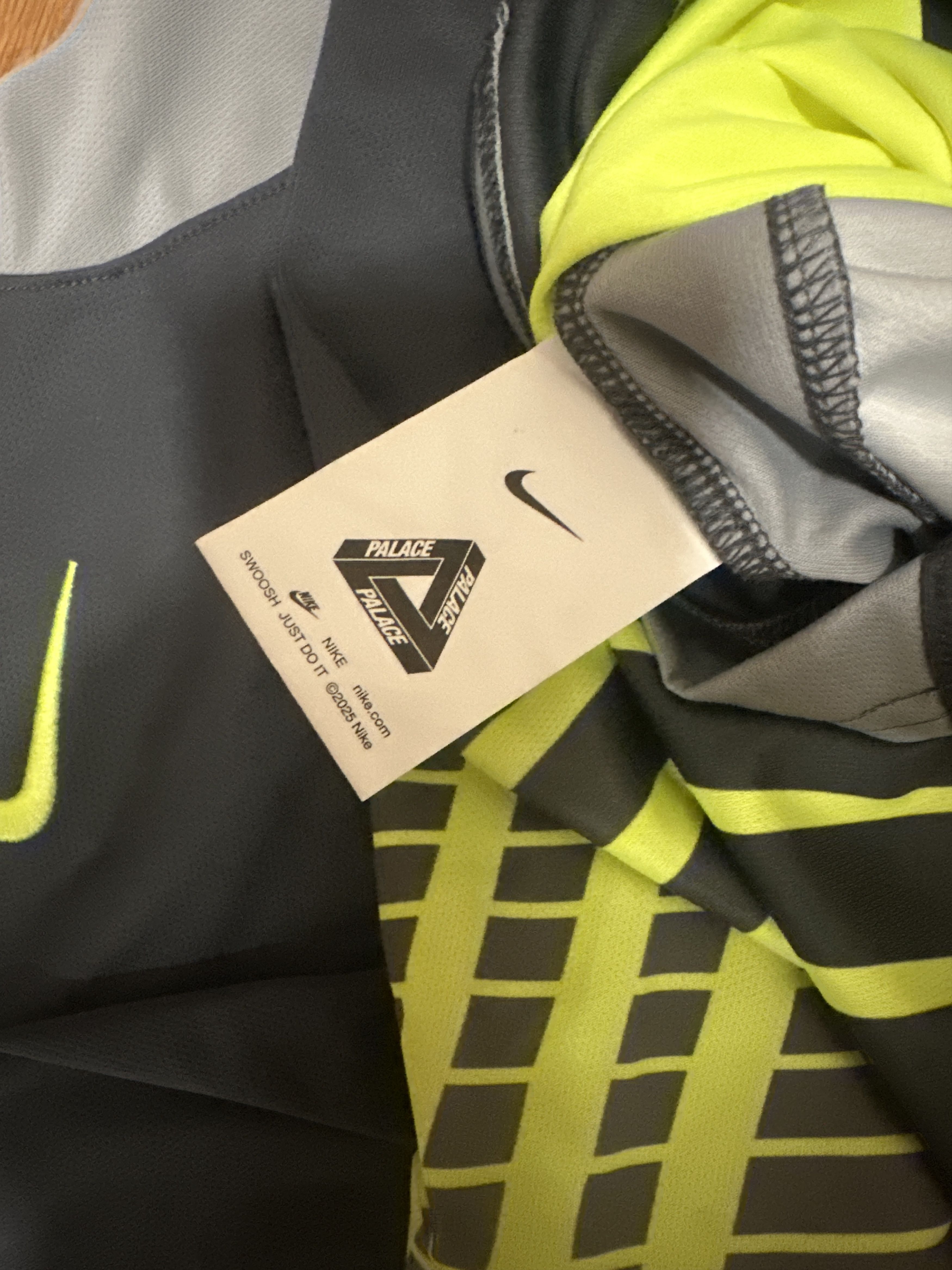 Palace PALACE NIKE TOTAL P90 JERSEY GREY Size US L / EU 52-54 / 3 - 7 Thumbnail