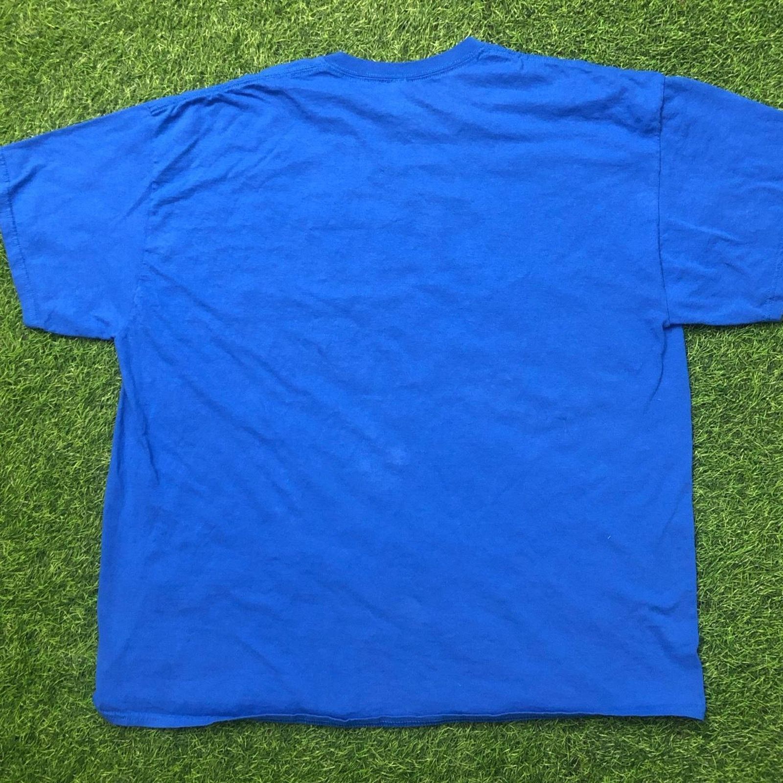 Gildan Blue ‘He’s Mine’ St. Kitts, WI Pointing Finger Graphic Tee Size US S / EU 44-46 / 1 - 2 Thumbnail