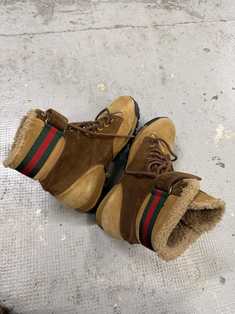 Gucci 2000s Gucci Beige & Brown Shearling Boots Size US 8.5 / EU 41-42 - 4 Thumbnail