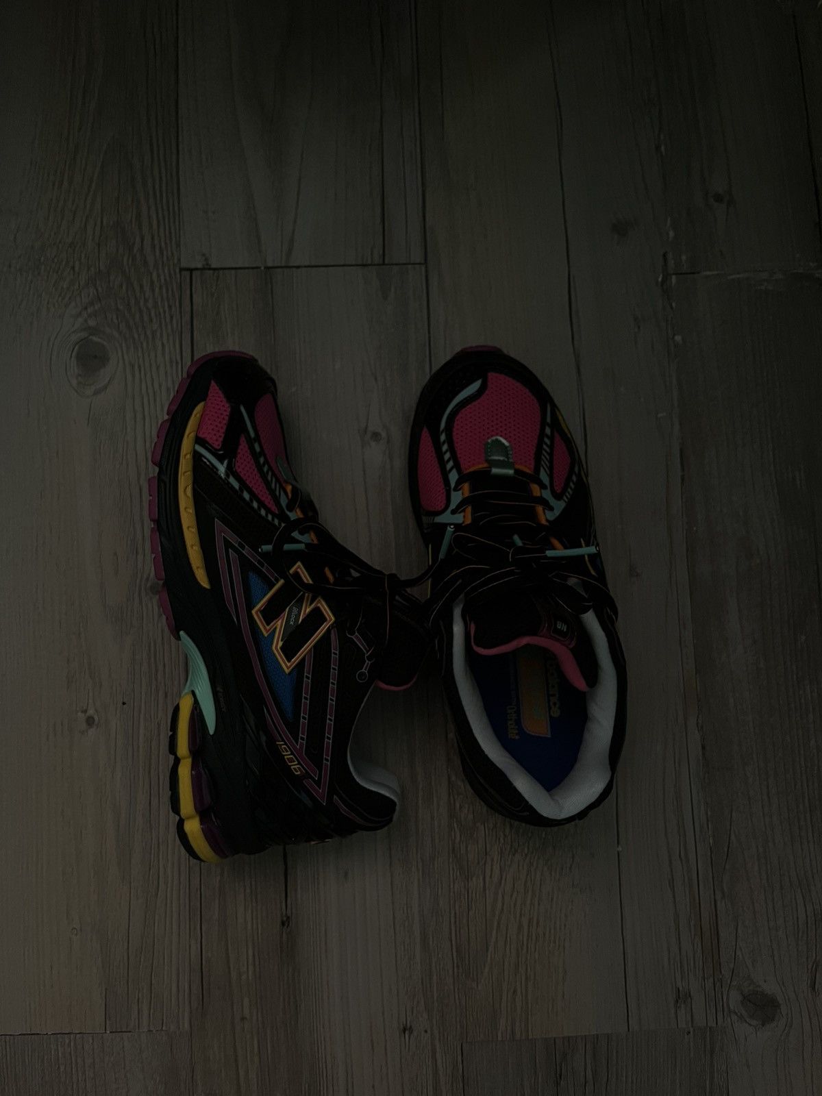 New Balance New balance neon nights Size US 7 / EU 40 - 1 Preview