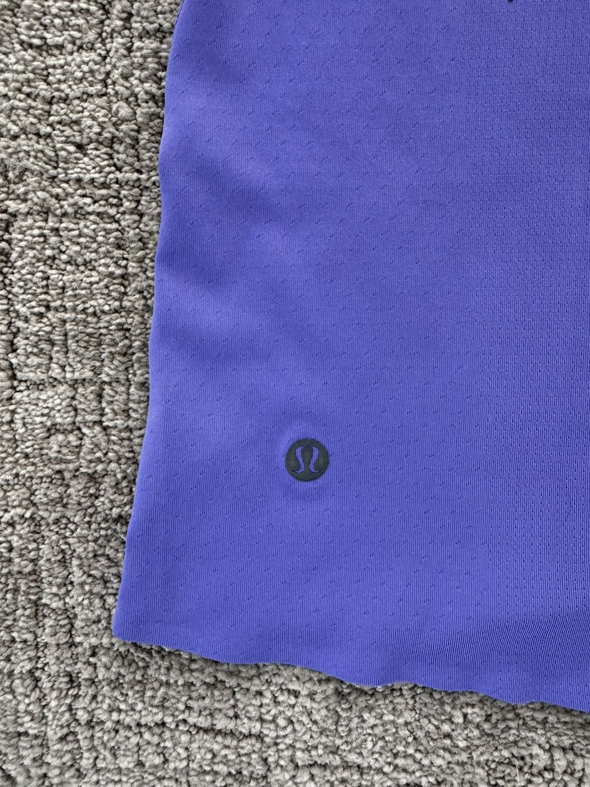 Lululemon Lot of 2: Short Sleeve Athletic Shirts Size US L / EU 52-54 / 3 - 5 Thumbnail