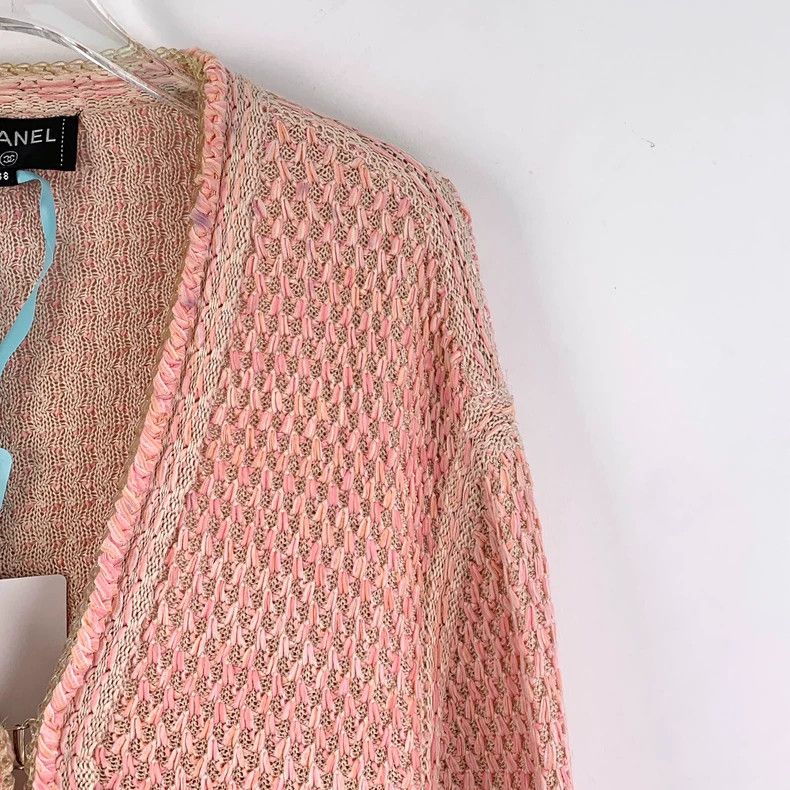 Chanel Chanel Pink mulberry silk V-neck long-sleeved knitted card Size XS / US 0-2 / IT 36-38 - 3 Thumbnail