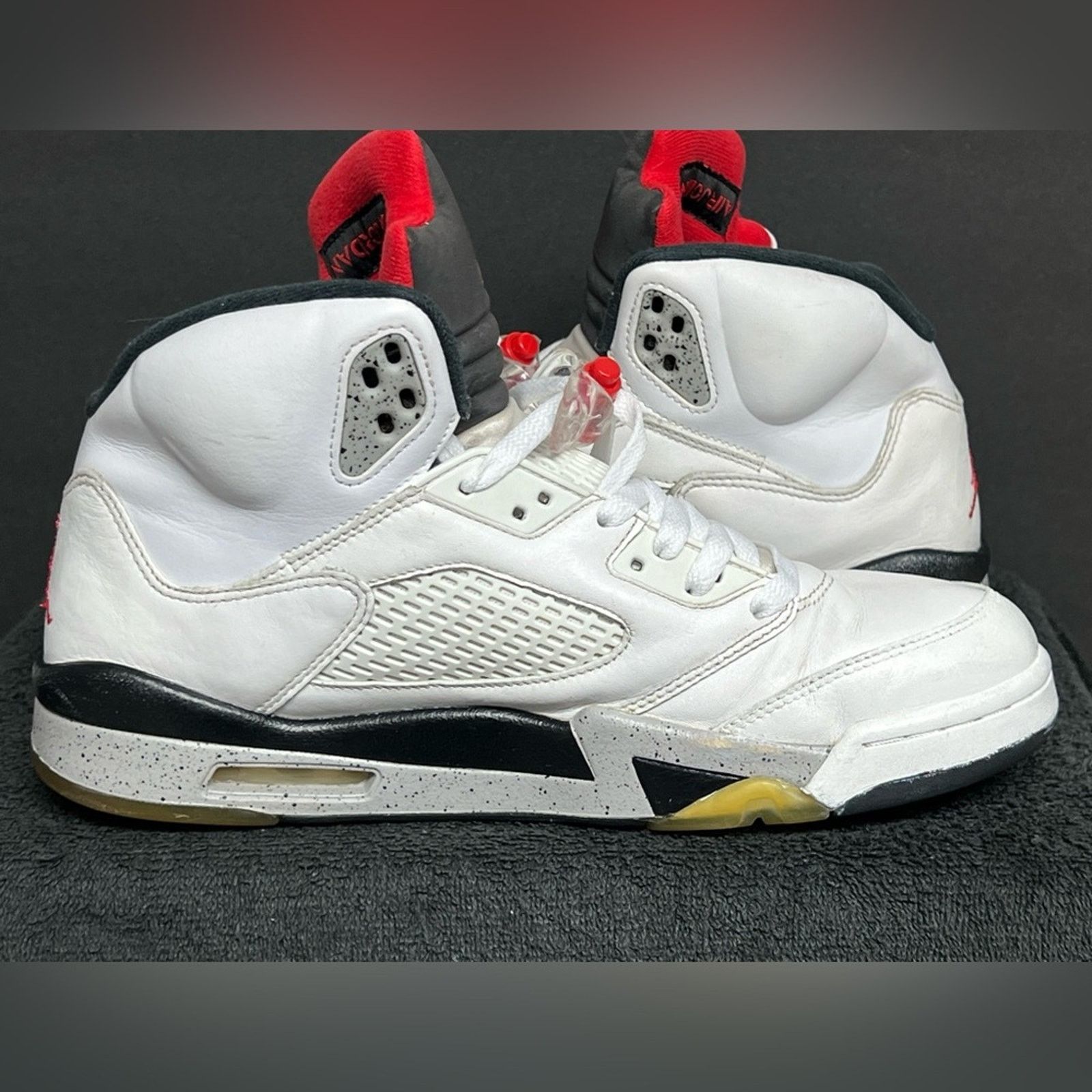 Jordan Brand Size 10 - Air Jordan 5 Retro White Cement Size US 10 / EU 43 - 8 Thumbnail