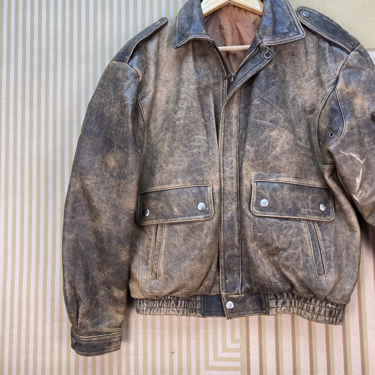 Genuine Leather 🫶Vintage Genuine Leather Bomber Jacket Aviator Jacket Size US M / EU 48-50 / 2 - 3 Thumbnail