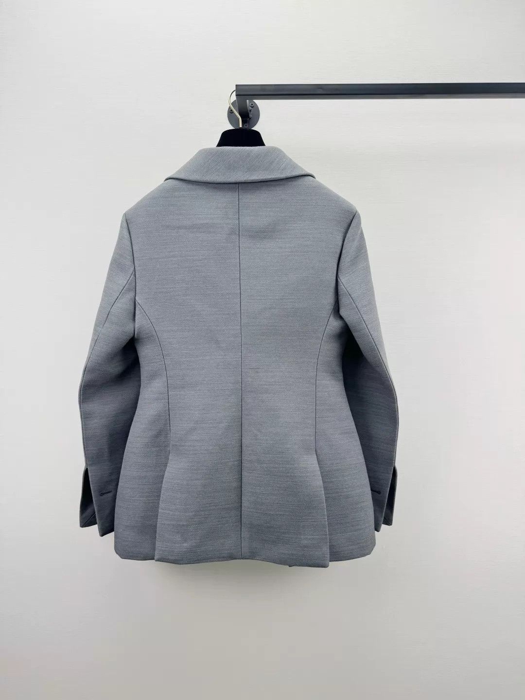 Bottega Veneta Bottega Veneta women's never worn suit jacket 38 Size XS / US 0-2 / IT 36-38 - 9 Thumbnail