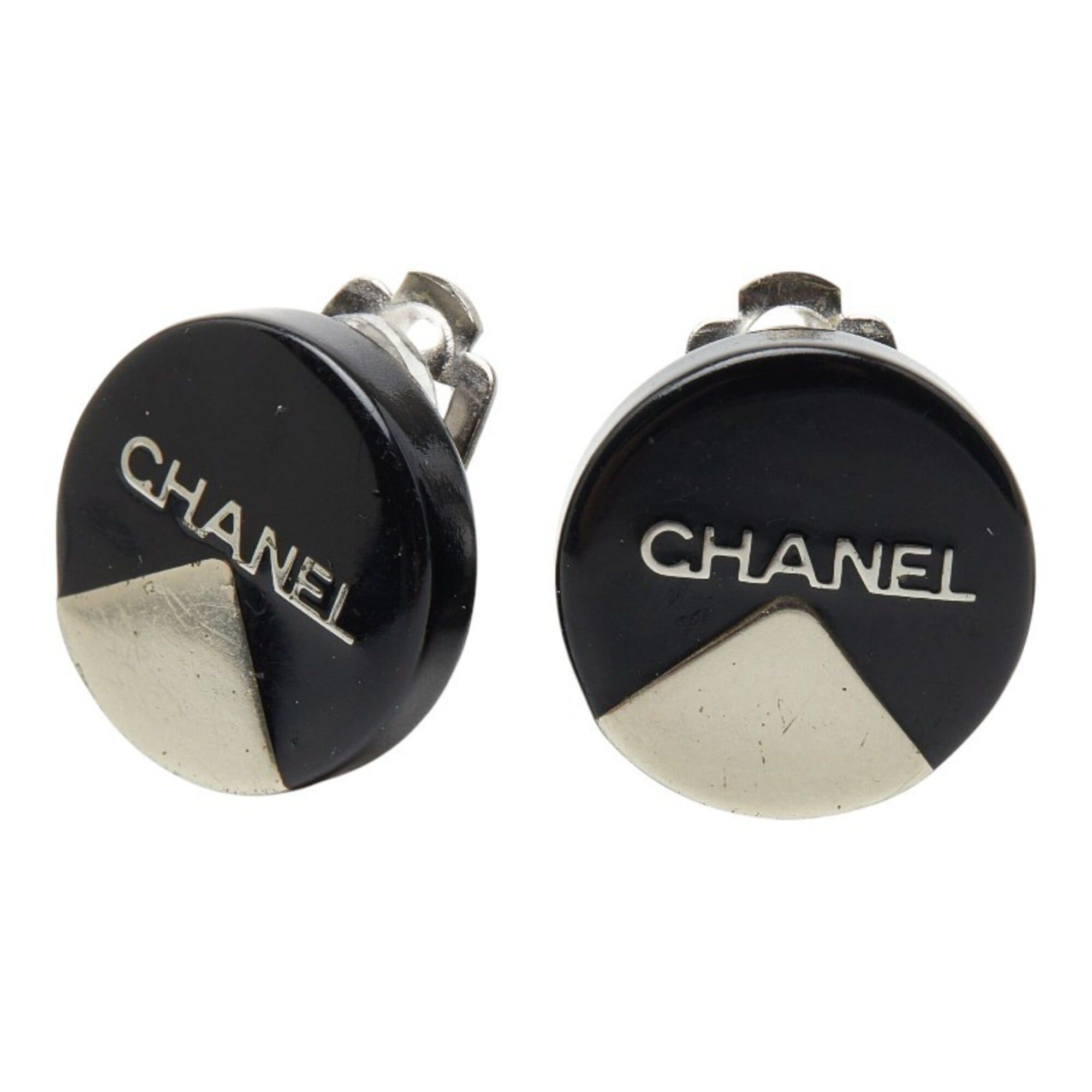 Chanel Chanel Round Earrings, 00A Engraving, Black Plastic Metal, Women's, CHANEL Size ONE SIZE - 1 Thumbnail