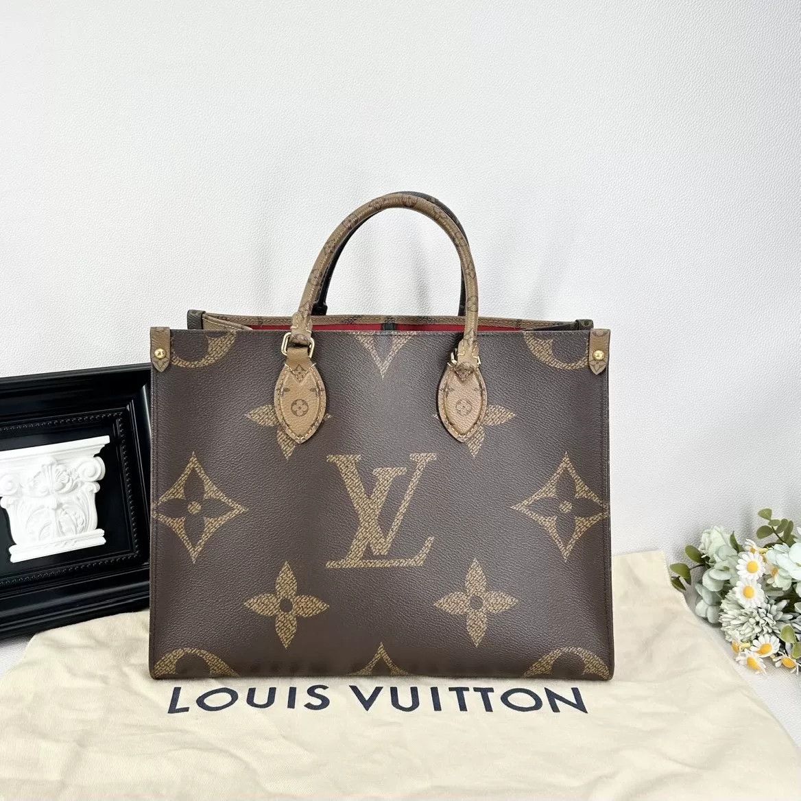 Louis Vuitton Pre-loved Bag Very good condition Size ONE SIZE - 1 Thumbnail