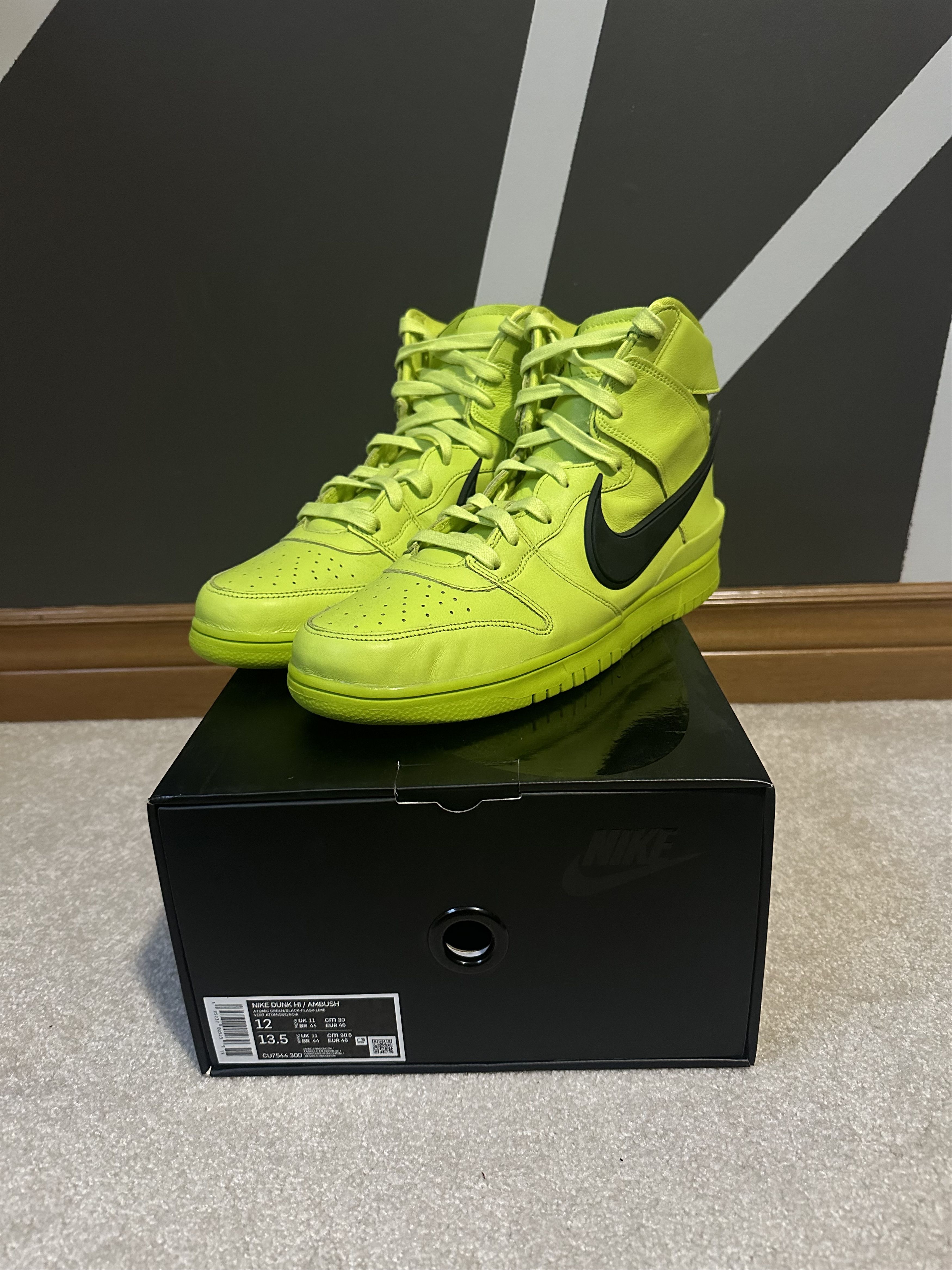 image of Ambush Design x Nike Dunk High Ambush Flash Lime Shoes in Atomic Green/Flash Lime/Black (Size 12)
