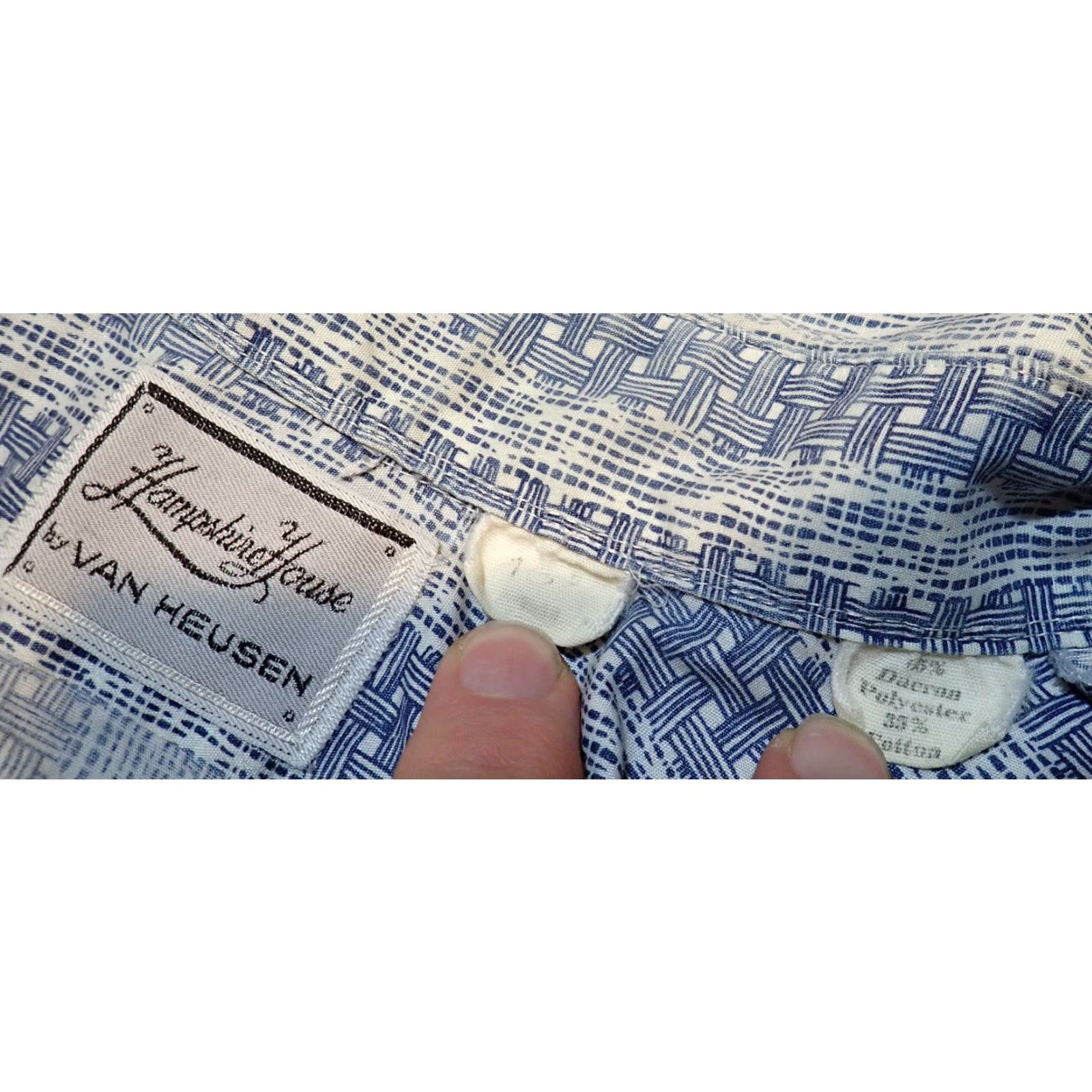 Van Heusen Hampshire House Van Heusen 70s Vintage Dagger Collar Button Shirt M Basket Weave Blue White Polyester Blend Rockabilly Rockabilly? Size US M / EU 48-50 / 2 - 3 Thumbnail