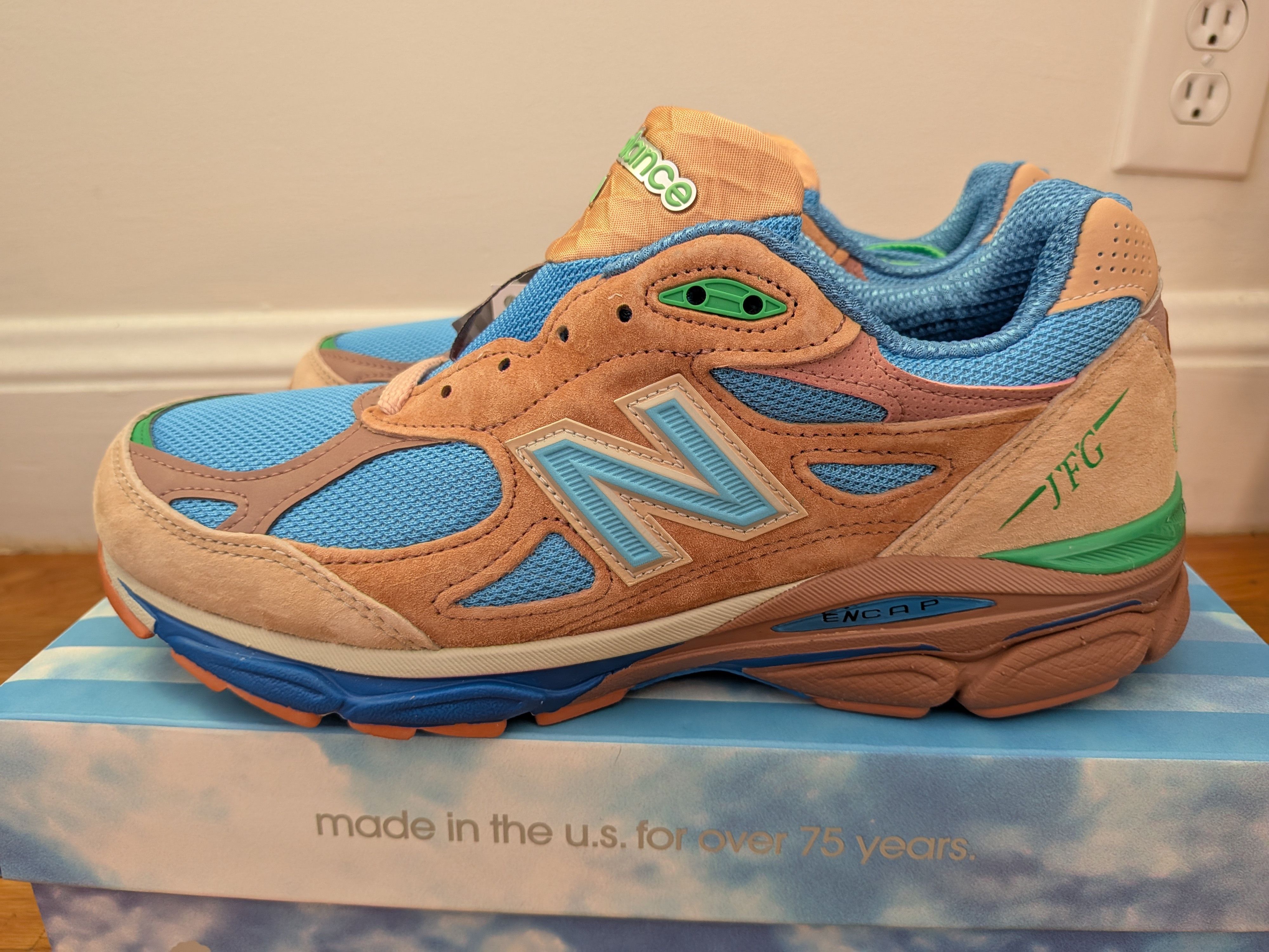 Joe Freshgoods × New Balance Joe Fresh Goods x New Balance 990v3 "Outside Clothes" Size US 8 / EU 41 - 2 Thumbnail