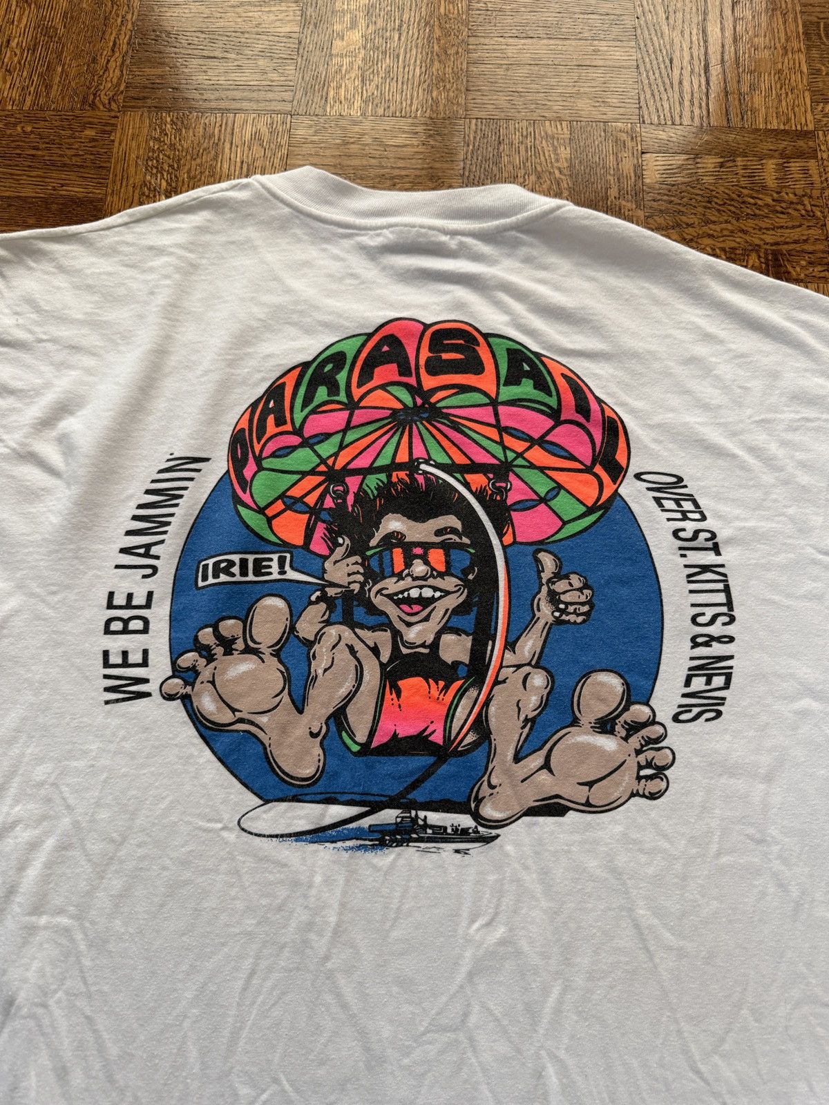 Vintage Vintage 90s Parasail Caricature Graphic Tee Size US XL / EU 56 / 4 - 1 Thumbnail