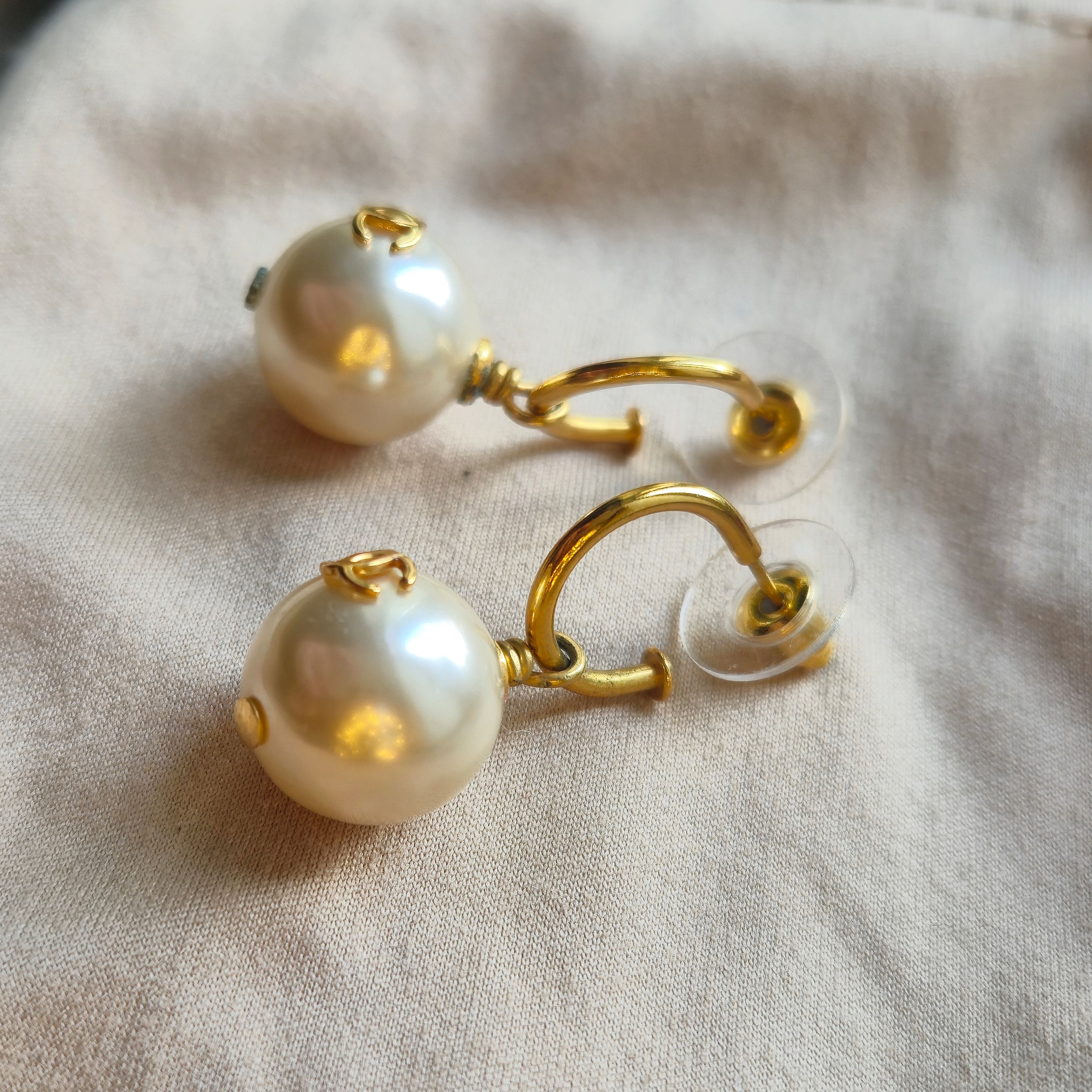 Chanel Chanel Gold Pearl Drop Mini Hoop Earrings Size ONE SIZE - 2 Thumbnail
