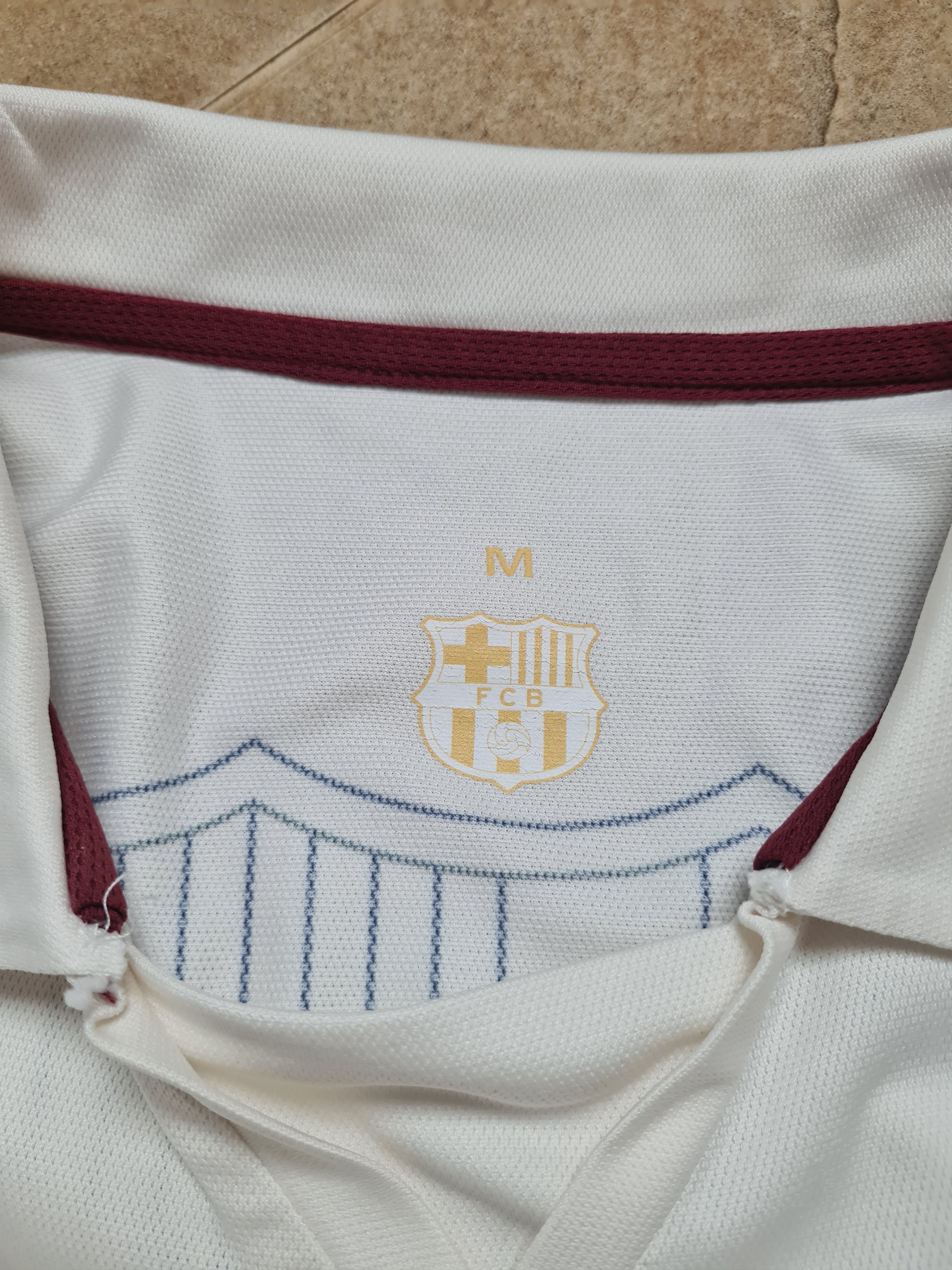 Other Barcelona x Lamine Yamal 304 Limited Edition Jersey Football Size US M / EU 48-50 / 2 - 17 Thumbnail
