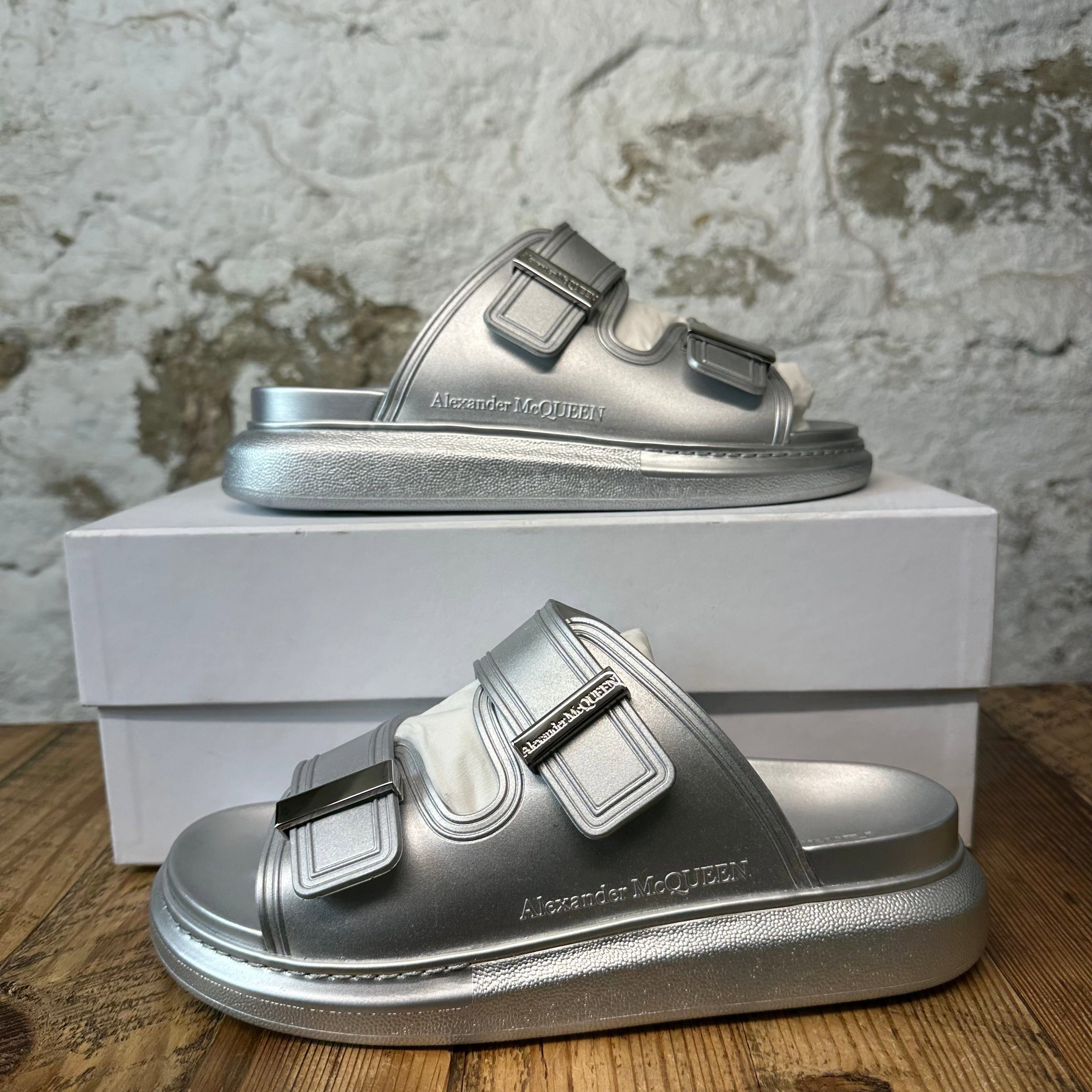 Alexander McQueen Alexander McQueen Silver Hybrid Slide Sz 7 (40) DS Size US 7 / EU 40 - 1 Thumbnail