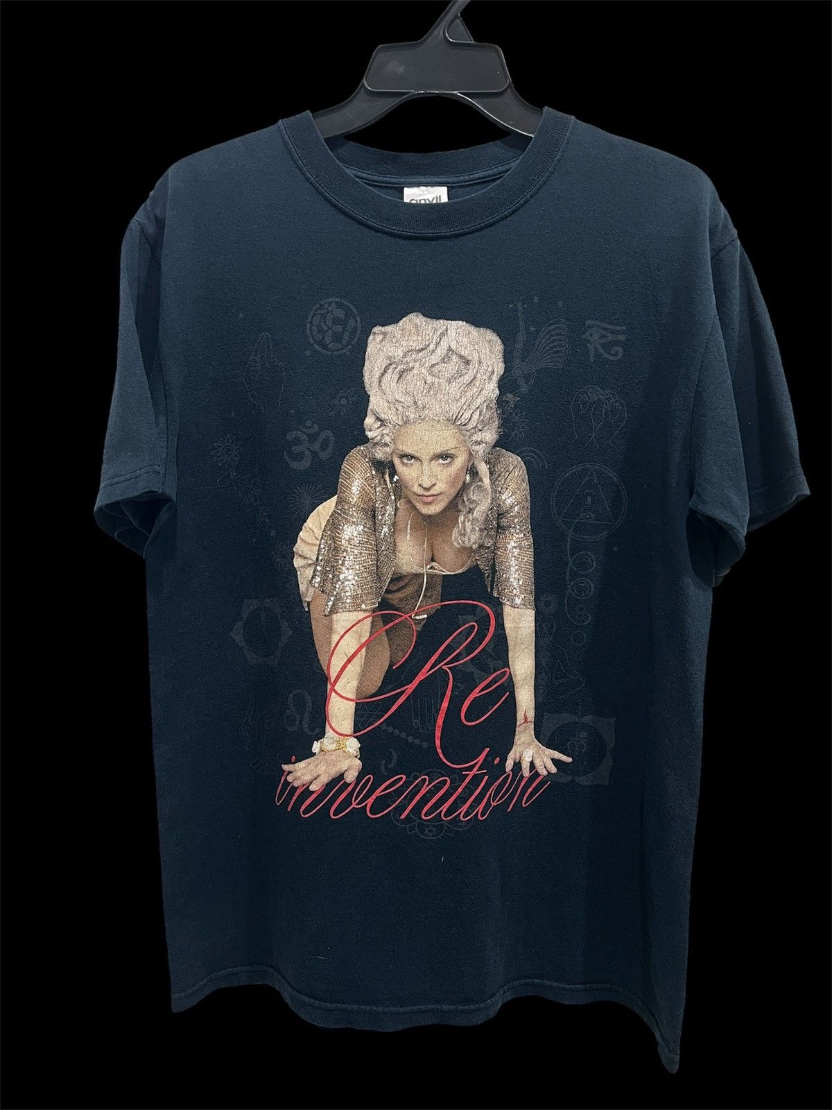 Band Tees Vintage 2004 Madonna Tour Promo Tee Faded Size US M / EU 48-50 / 2 - 1 Thumbnail