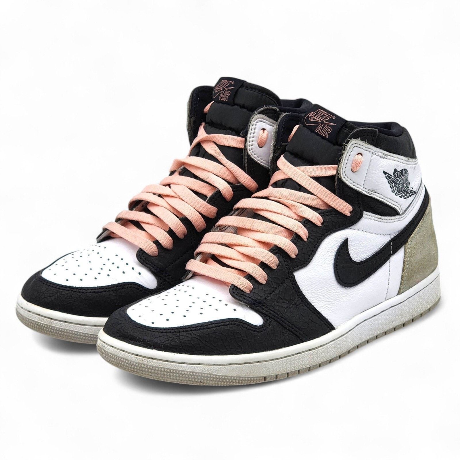 Jordan Brand Retro 1 OG 555088-108 High Stage Sneakers US 10 Size US 10 / EU 43 - 1 Thumbnail