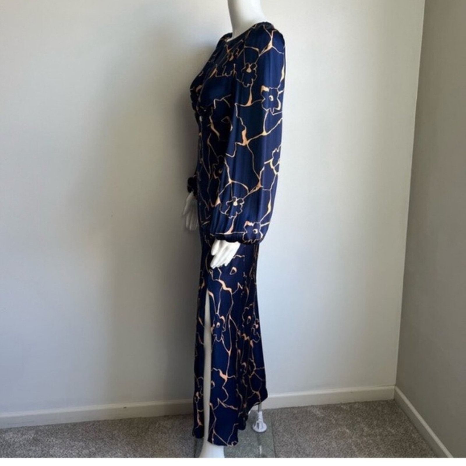 ASTR The Label NWT ASTR the Label $158 Maxi Dress Size S Size S / US 4 / IT 40 - 2 Thumbnail