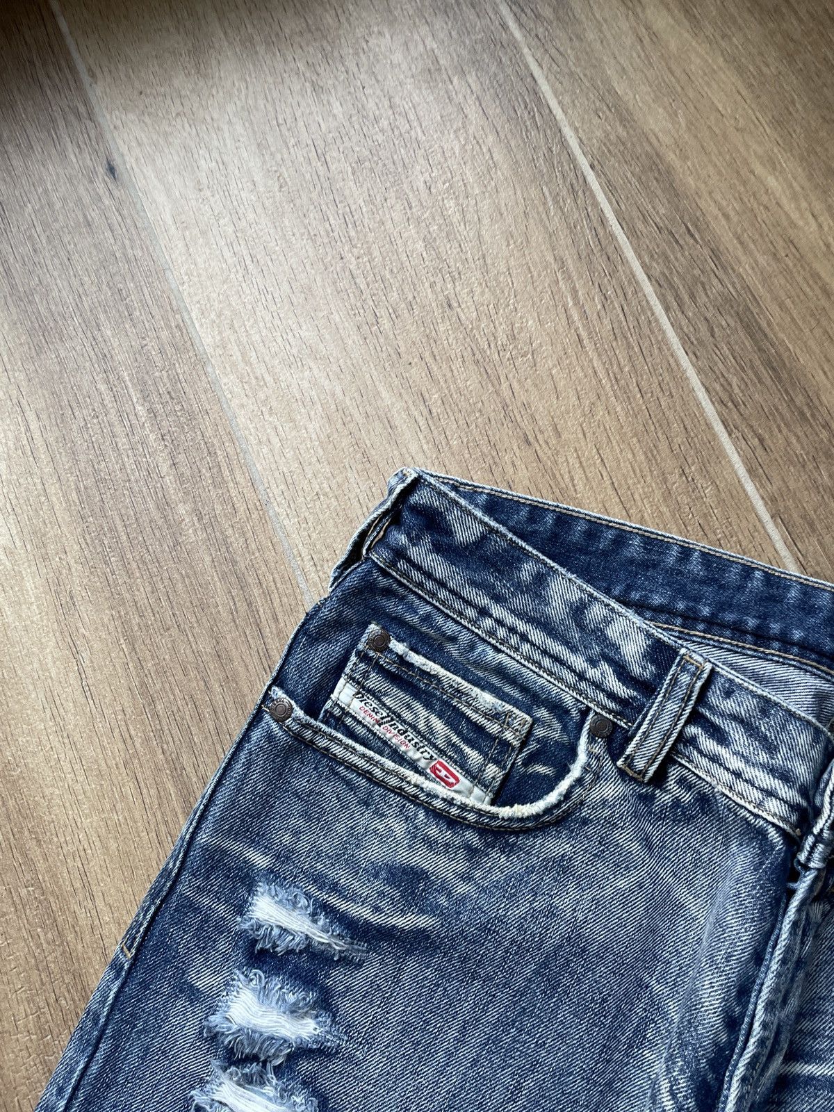 Diesel Vintage Diesel Flared Jeans Japanese Distressed Wide Baggy Size US 32 / EU 48 - 5 Thumbnail