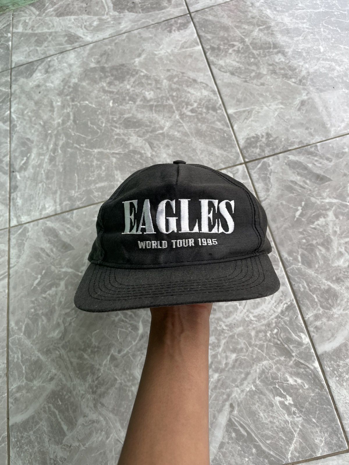 Vintage Vintage 95s Eagles World Tour Hats Size ONE SIZE - 2 Thumbnail