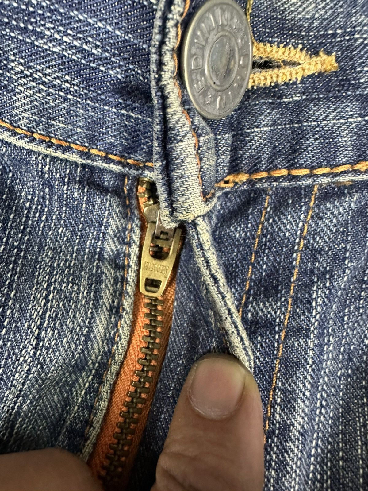 Edwin Vintage Edwin Exclusive Faded Thrash Denim 30x30 D768 Size US 30 / EU 46 - 14 Thumbnail