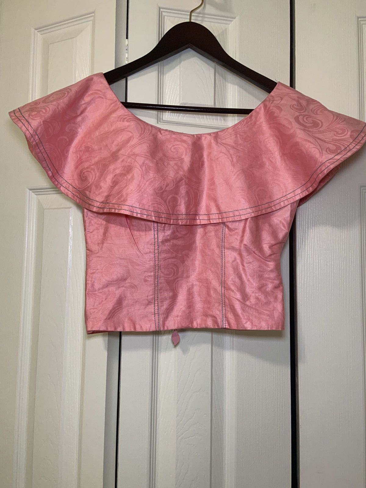 Other Off-Shoulder with ruffle neckline Size S / US 4 / IT 40 - 1 Thumbnail
