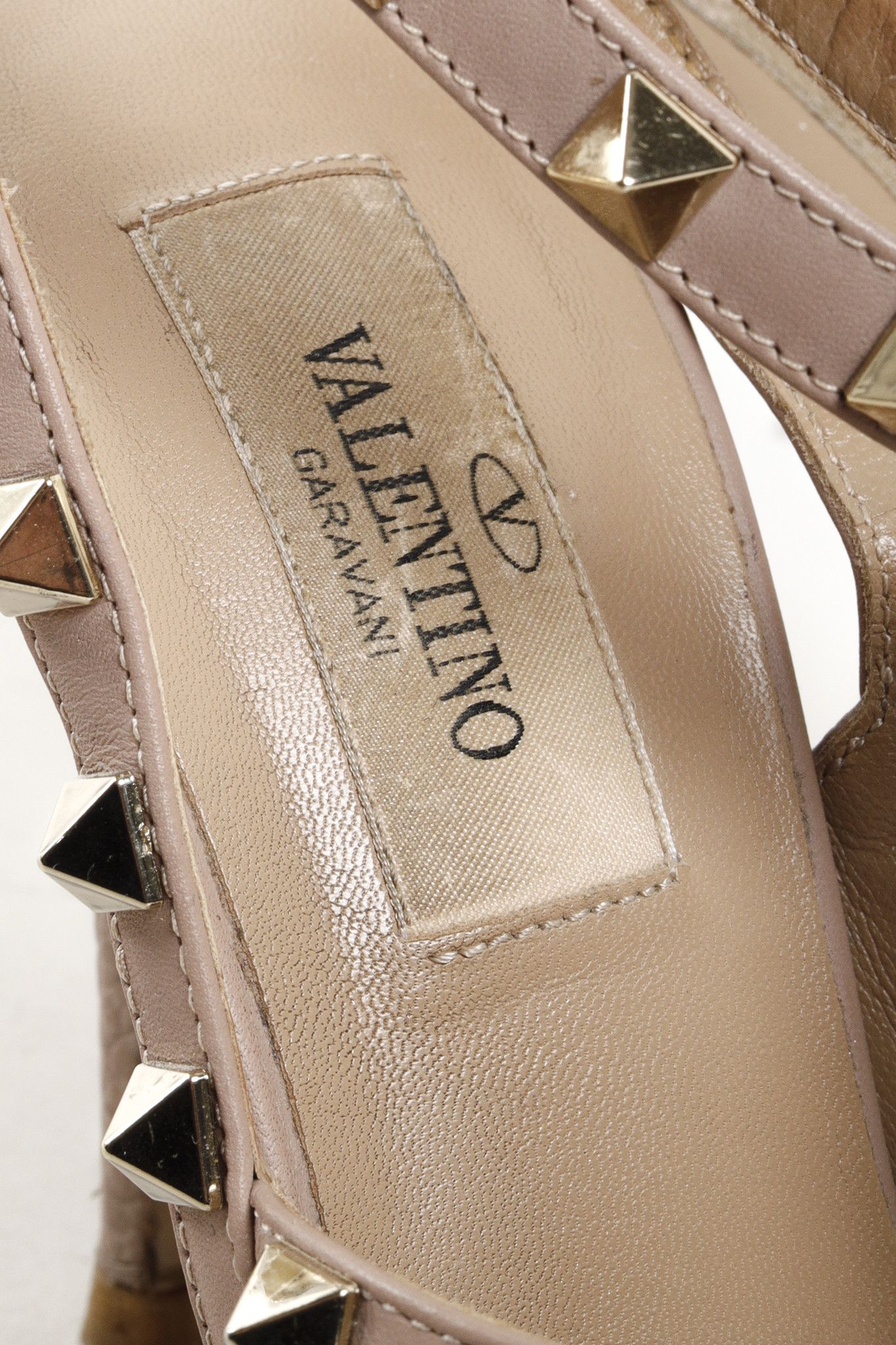 Valentino Valentino Pale Pink Rockstud Heels Size US 6.5 / IT 36.5 - 11 Thumbnail