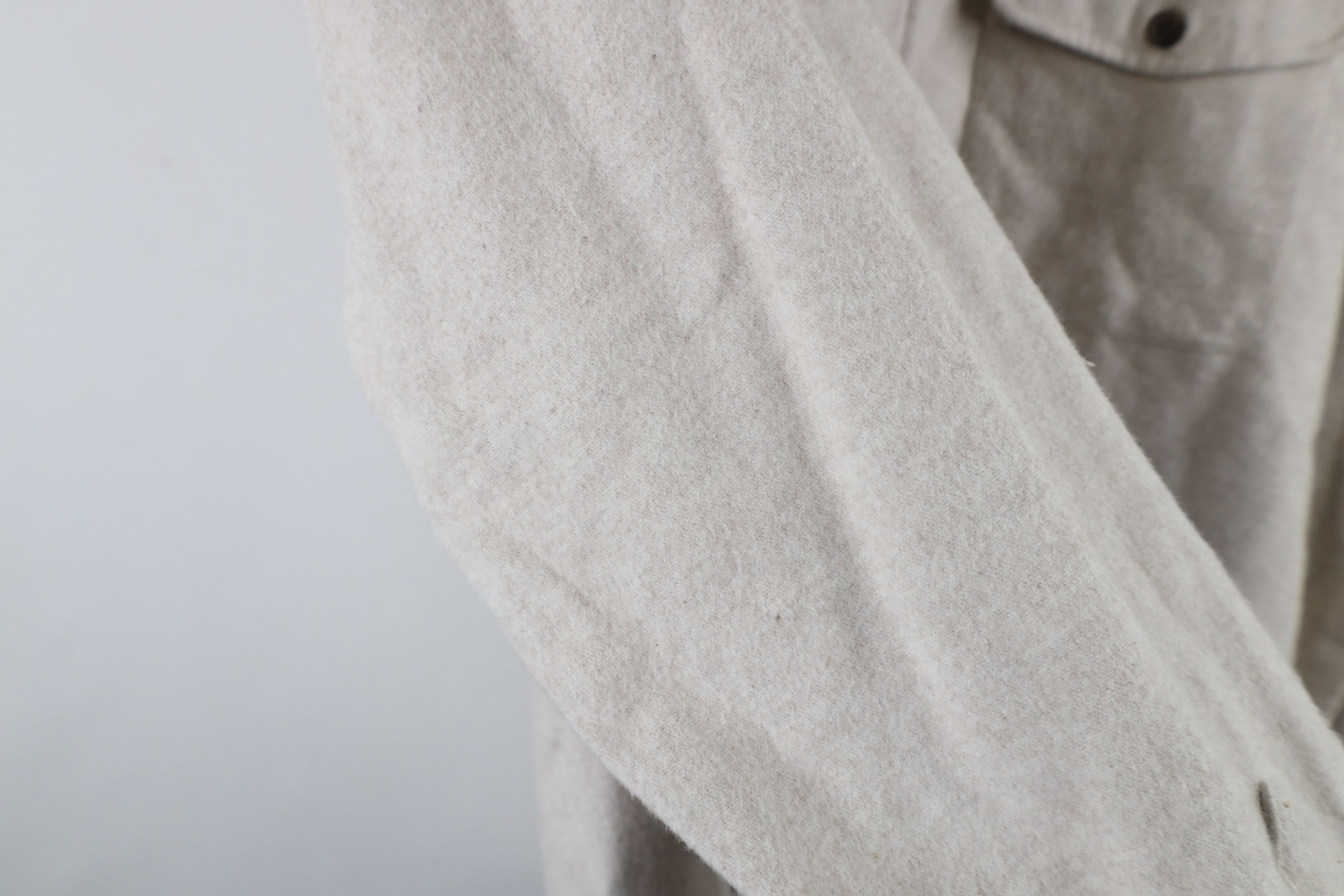Vintage Vintage 90s Streetwear Chamois Cloth Button Shirt Beige Size US L / EU 52-54 / 3 - 8 Thumbnail