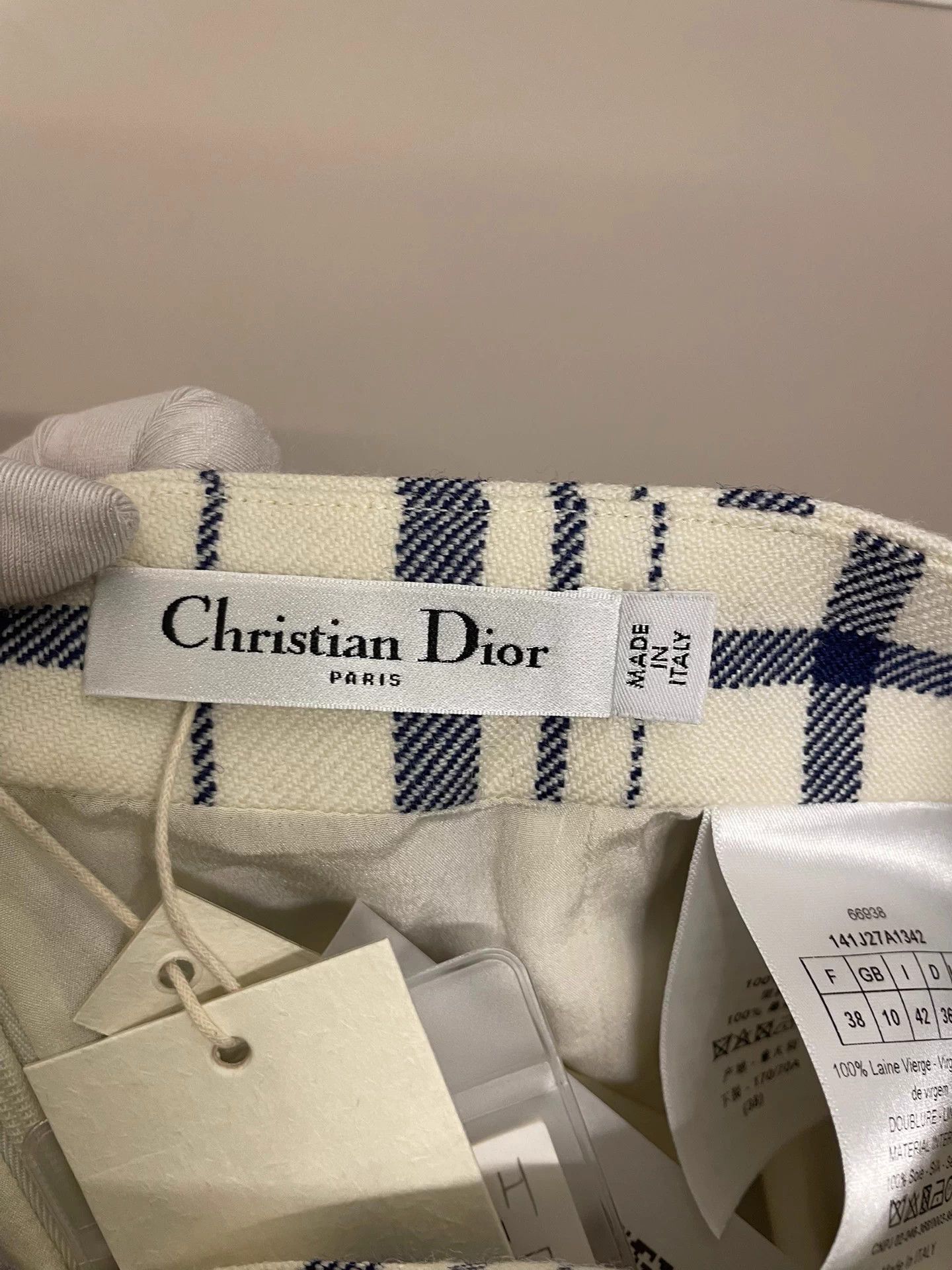 Other Christian Dior White Blue Plaid Wool Skirt F38 Size 27" / US 4 / IT 40 - 6 Thumbnail