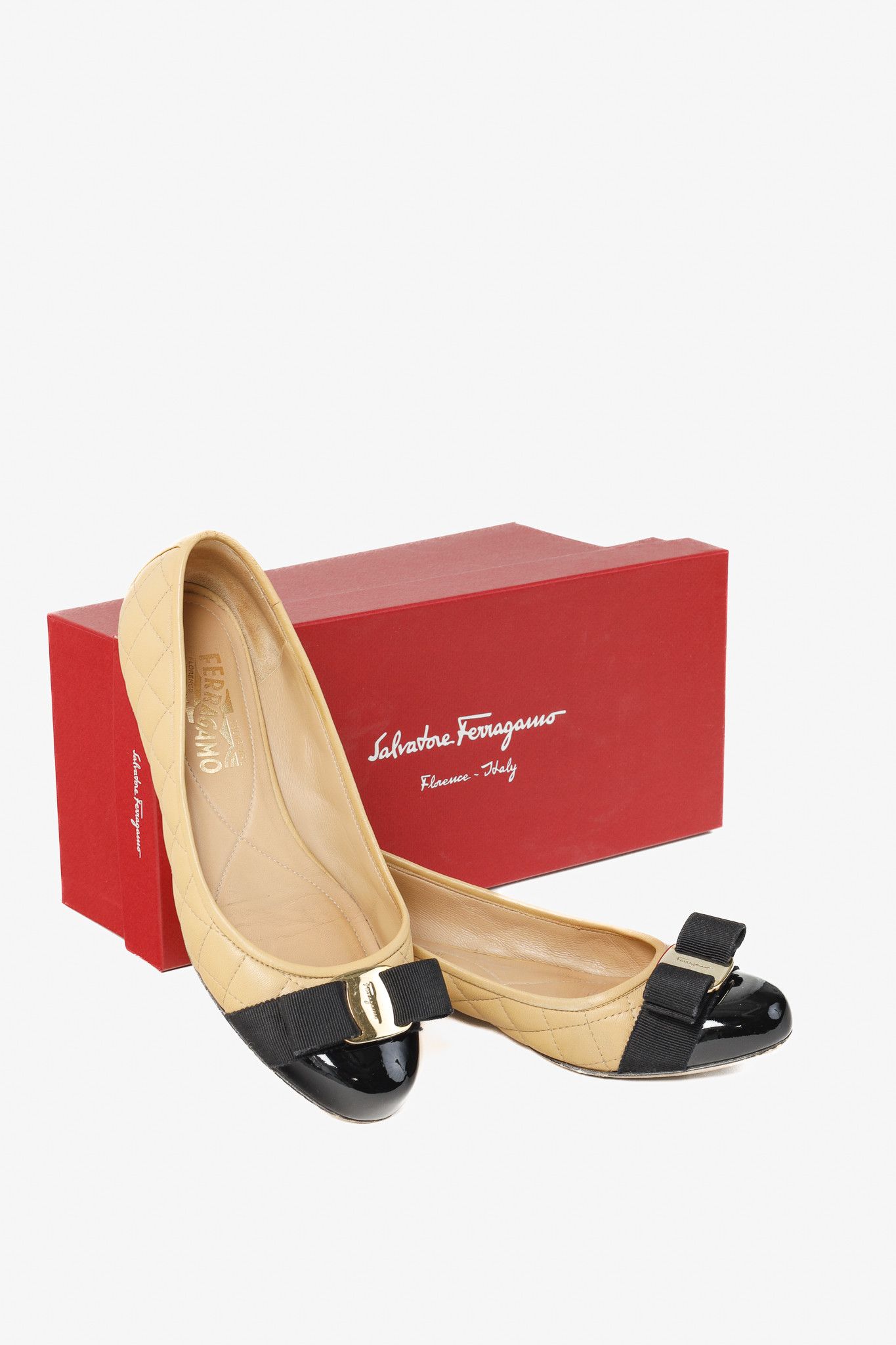 Salvatore Ferragamo Salvatore Ferragamo Varina Q Quilted Leather Bow Flat Size US 7 / IT 37 - 10 Thumbnail