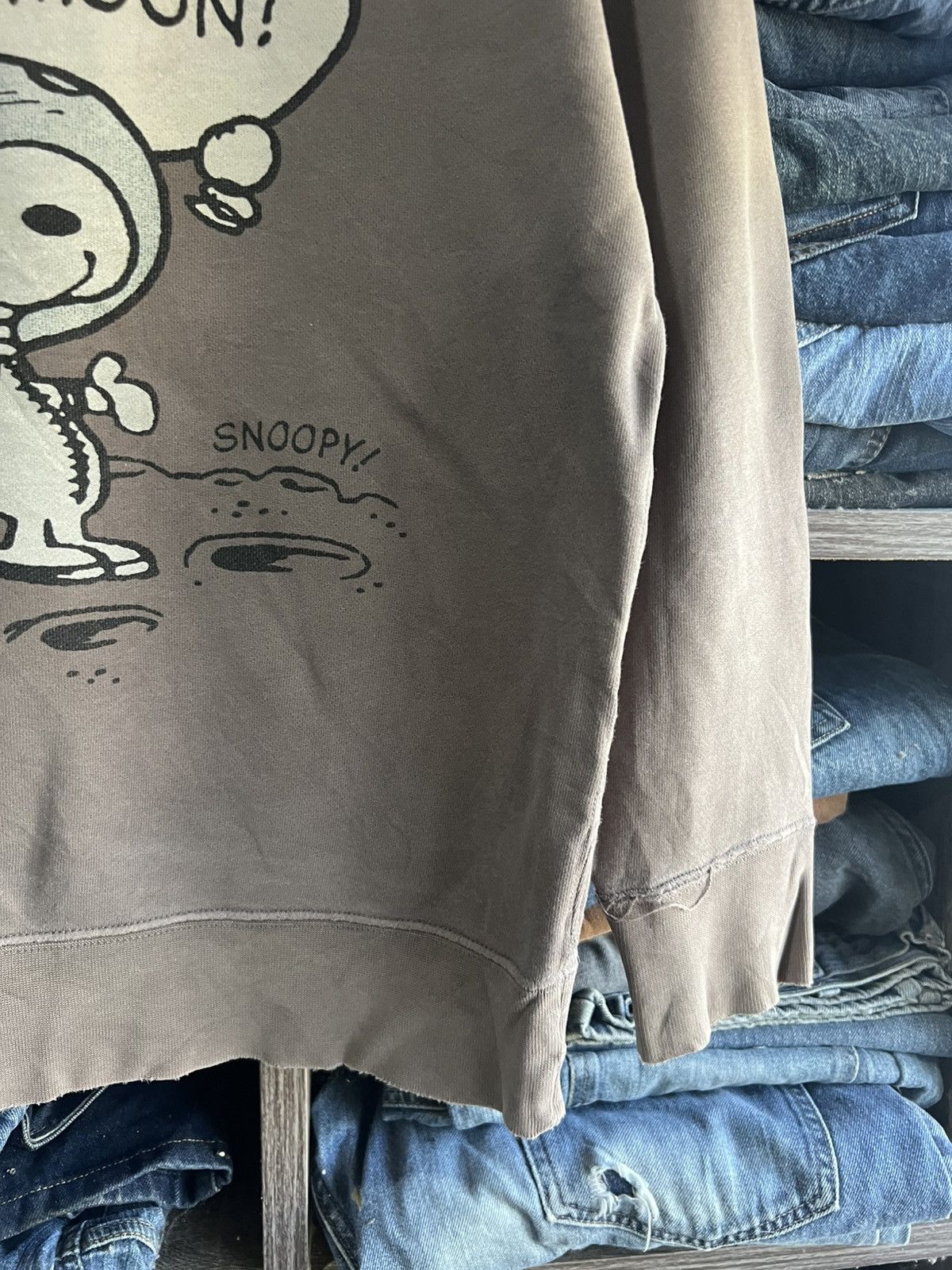 🔥Distressed Uniqlo x Peanuts Crewneck Sweatshirt