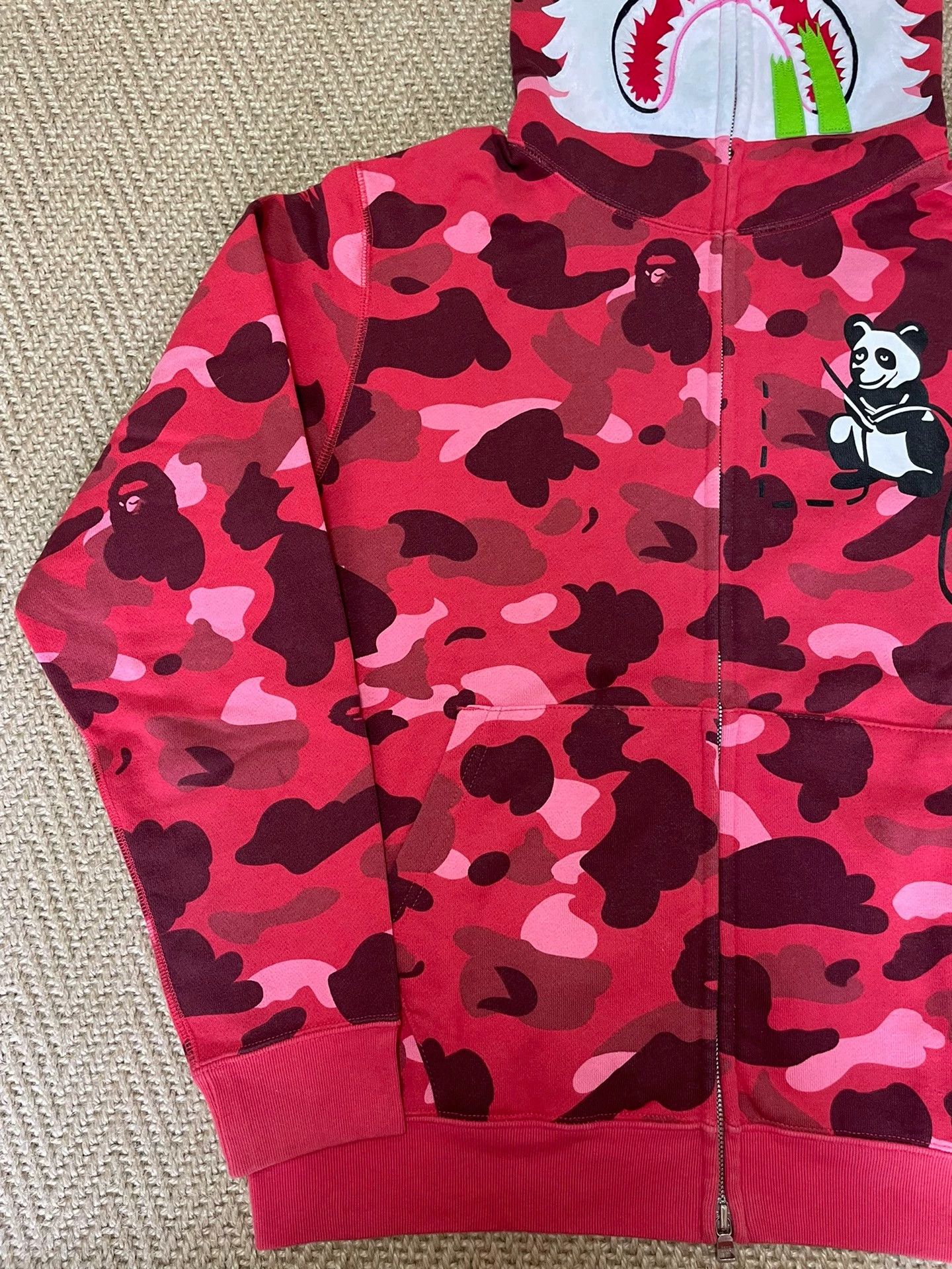 Bape BAPE 15th Red Camo Panda Hoodie S NM NIGO Era Rare Size US S / EU 44-46 / 1 - 4 Thumbnail