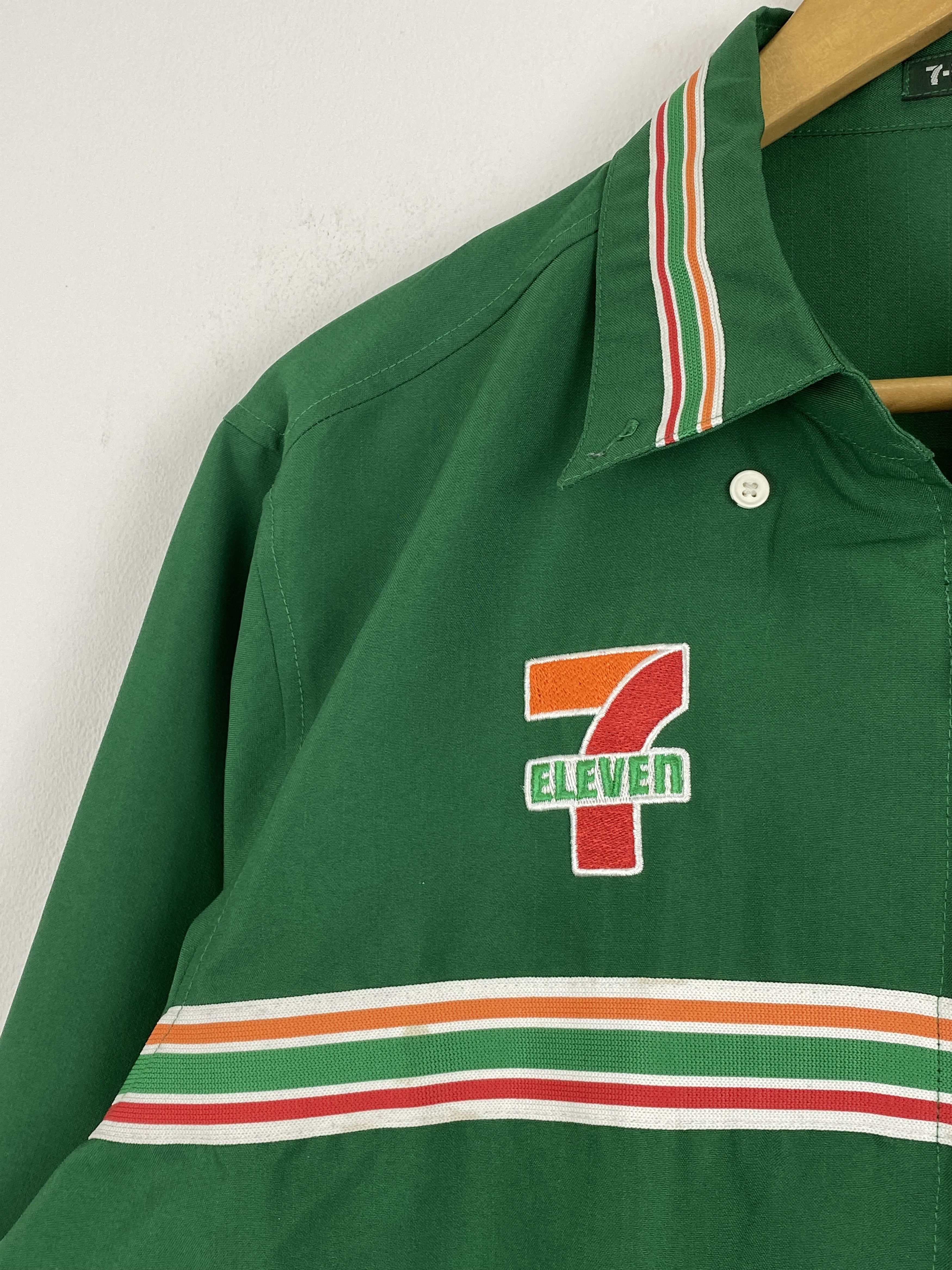 Japanese Brand Vintage 7Eleven Green Uniform Long Sleeve Jacket J2021 Size US L / EU 52-54 / 3 - 11 Thumbnail