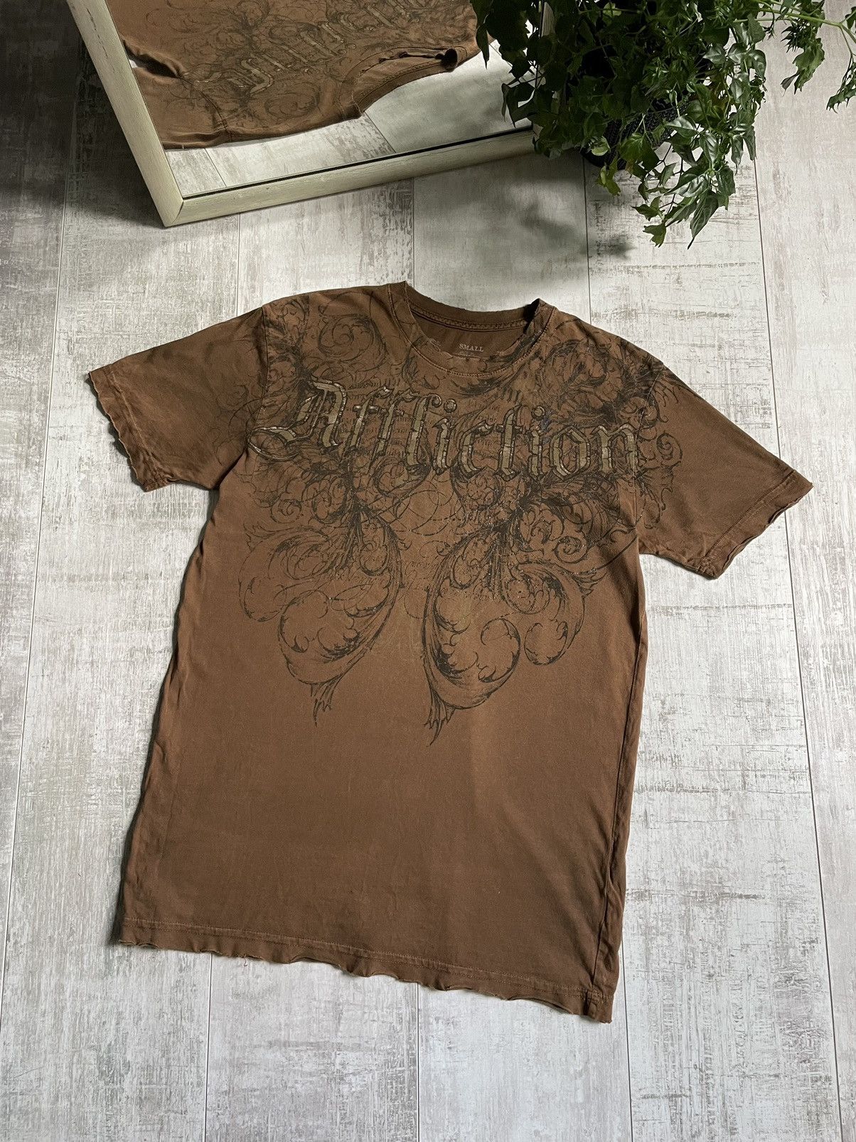 Affliction Vintage Y2K Affliction Brown T-Shirt Over Printed RARE Size US M / EU 48-50 / 2 - 1 Thumbnail