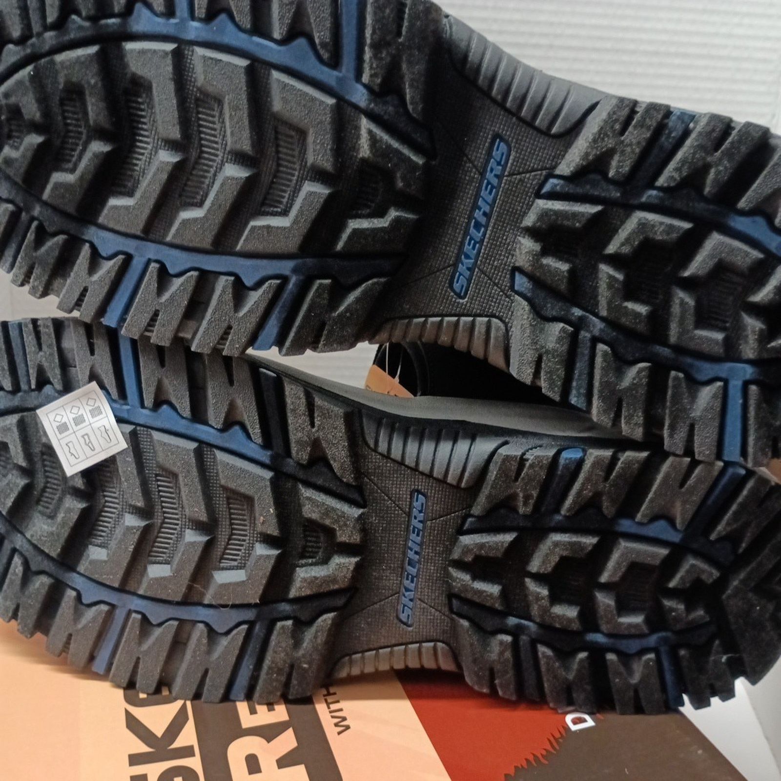 SKECHERS Skechers Prewitt Rio Black Men's Sandals Size 13 205478/BLK Size US 13 / EU 46 - 8 Thumbnail